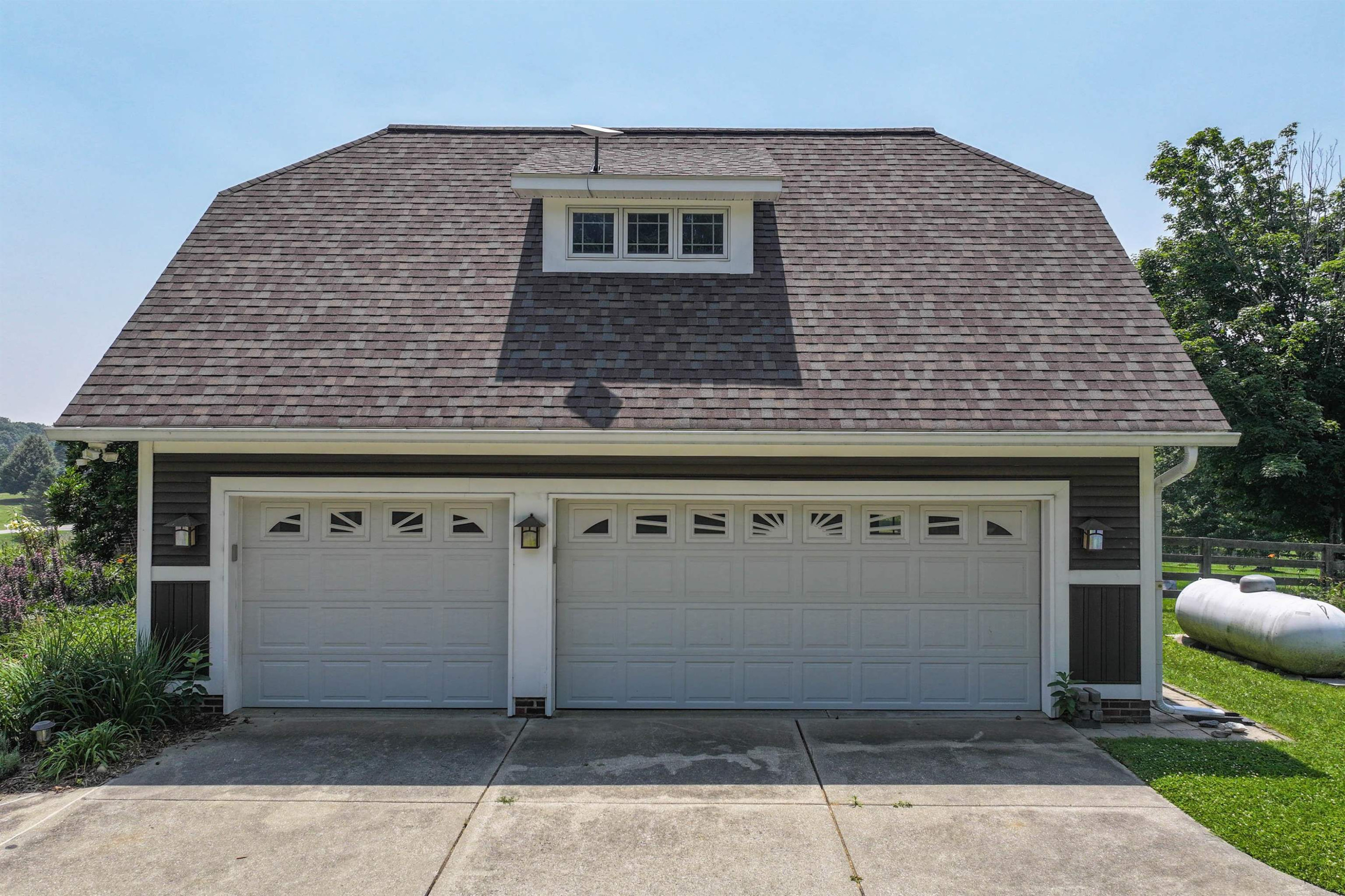 3554 Corey Lane, Lapeer, MI 48446 — Photo 3