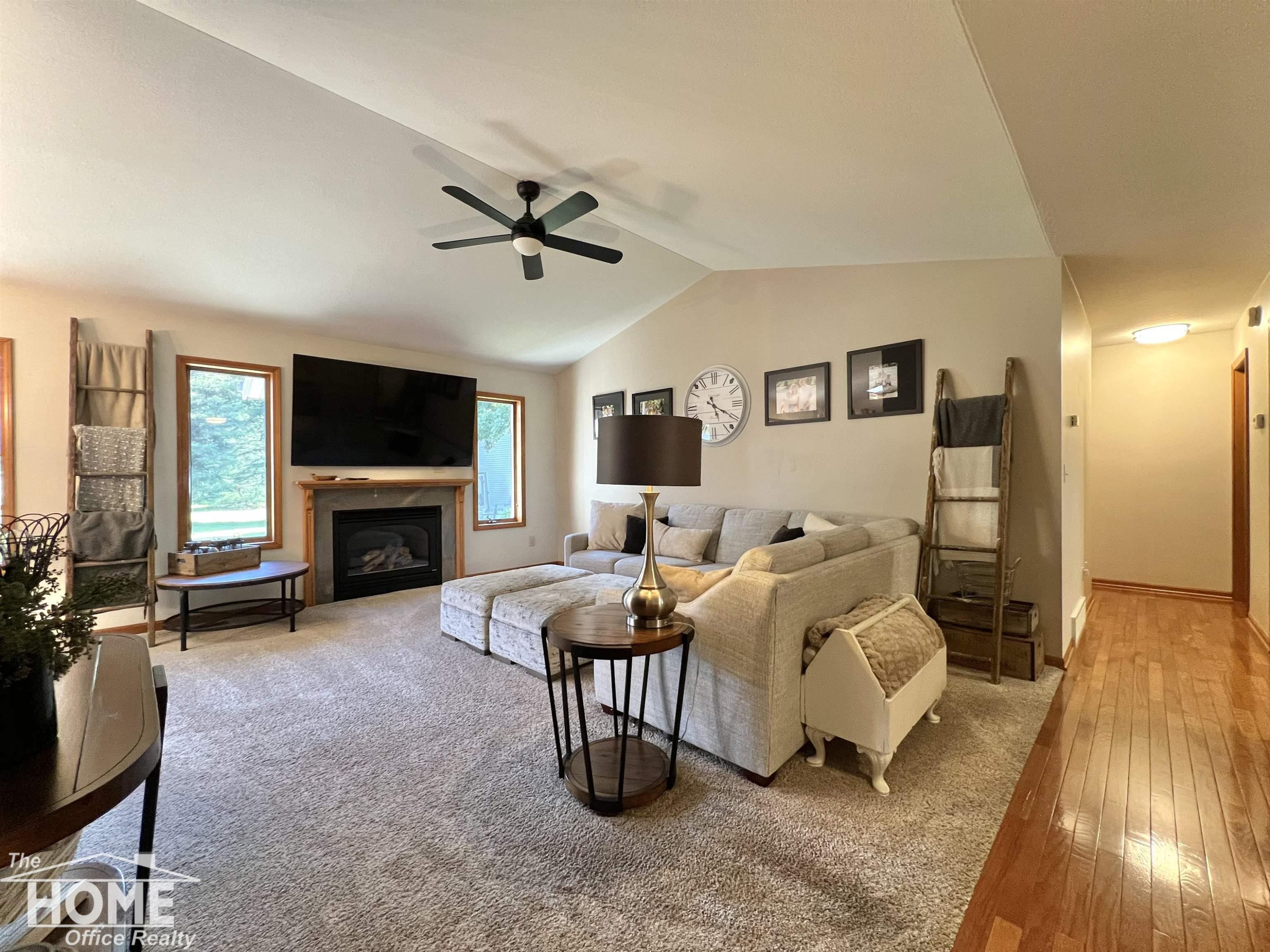 11085 Baldwin Road, Chesaning, MI — Photo 2