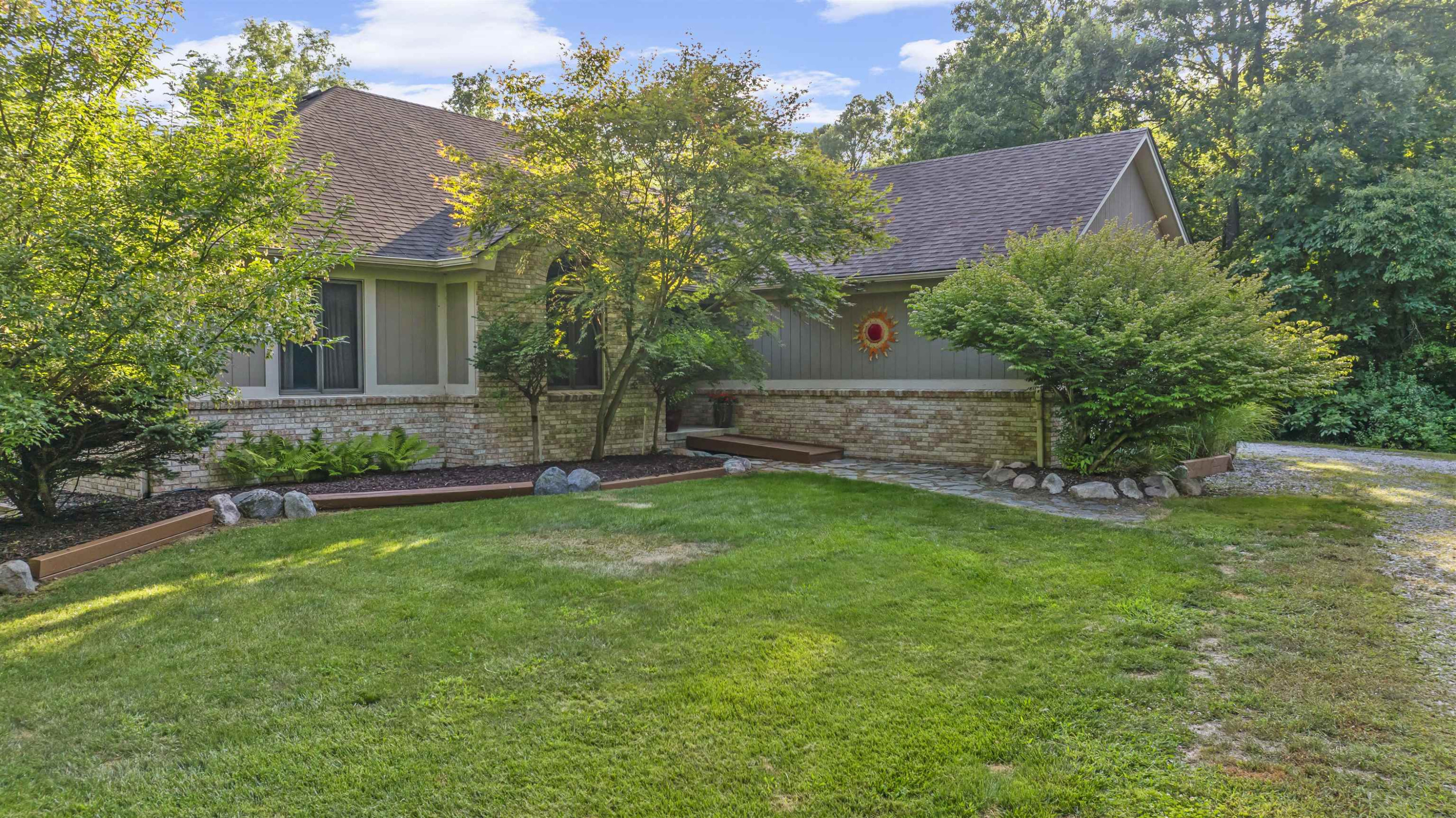 6715 North Pointe Road, MI — Photo 2