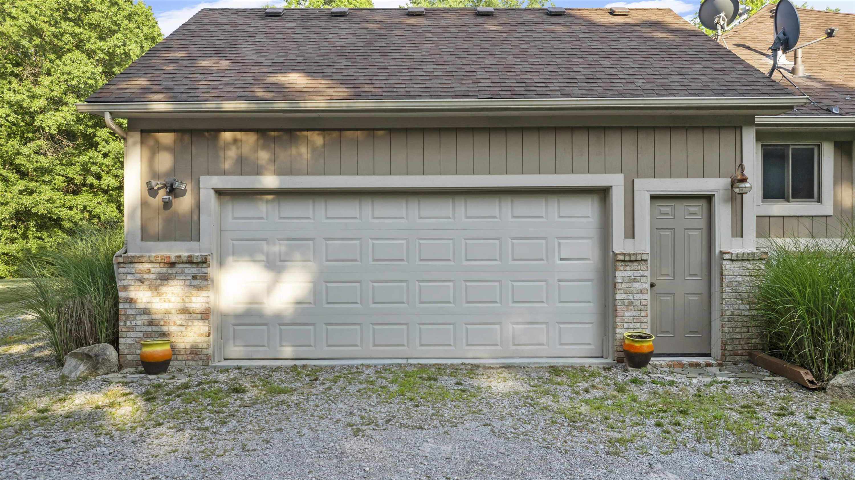 6715 North Pointe Road, MI — Photo 3
