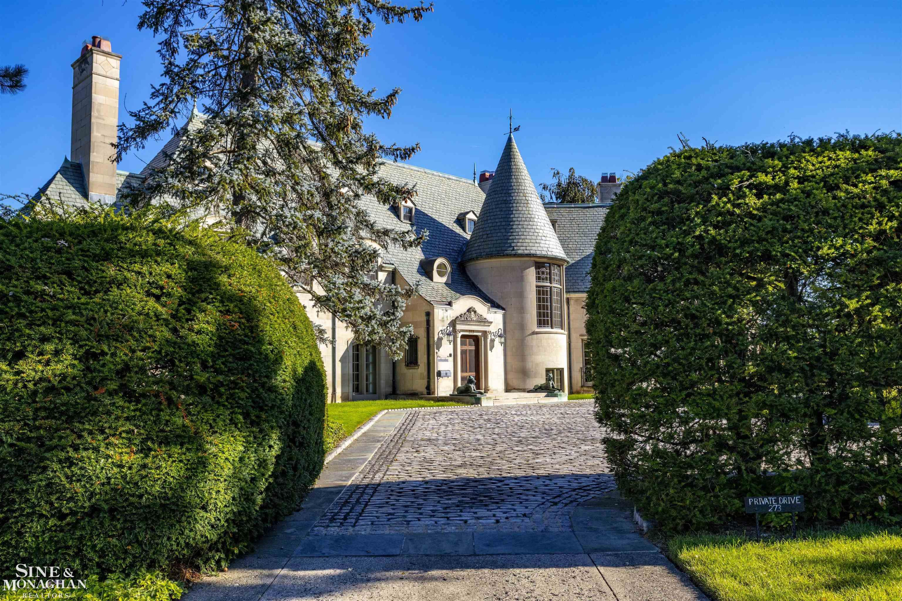 273 Ridge Road, Grosse Pointe Farms, MI 48236 — Photo 4