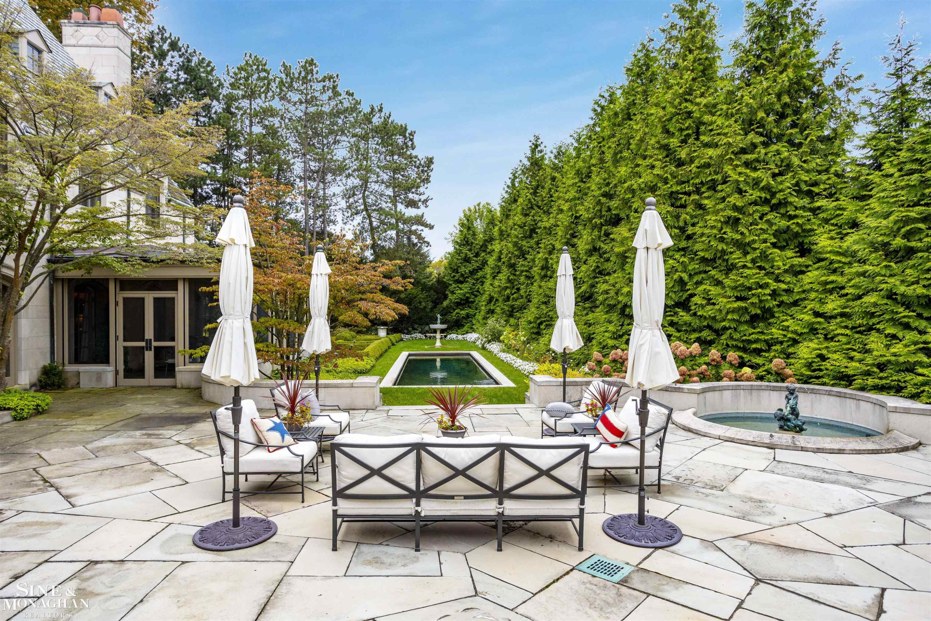 273 Ridge Road, Grosse Pointe Farms, MI 48236 — Photo 45