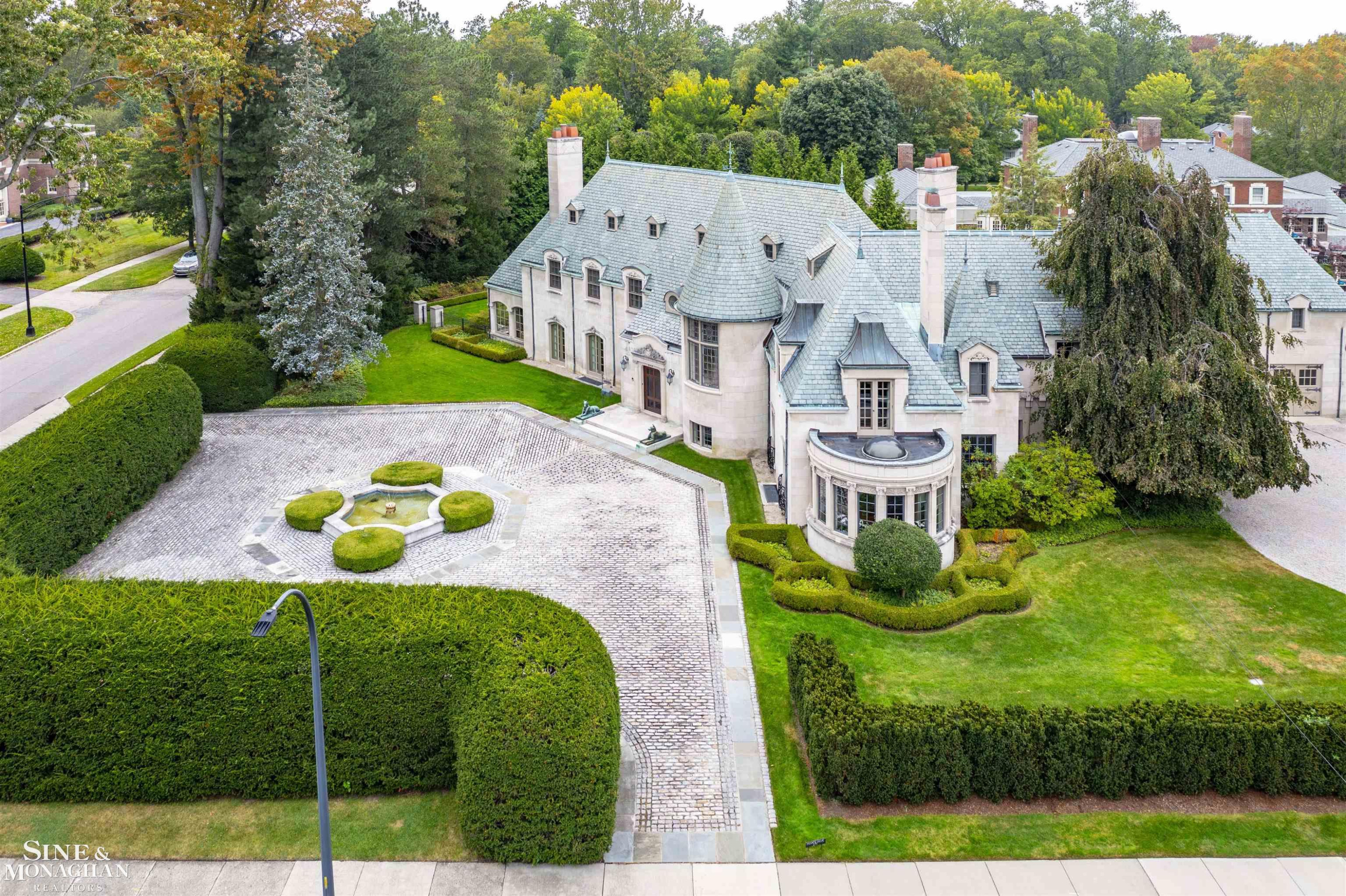 273 Ridge Road, Grosse Pointe Farms, MI 48236 — Photo 58