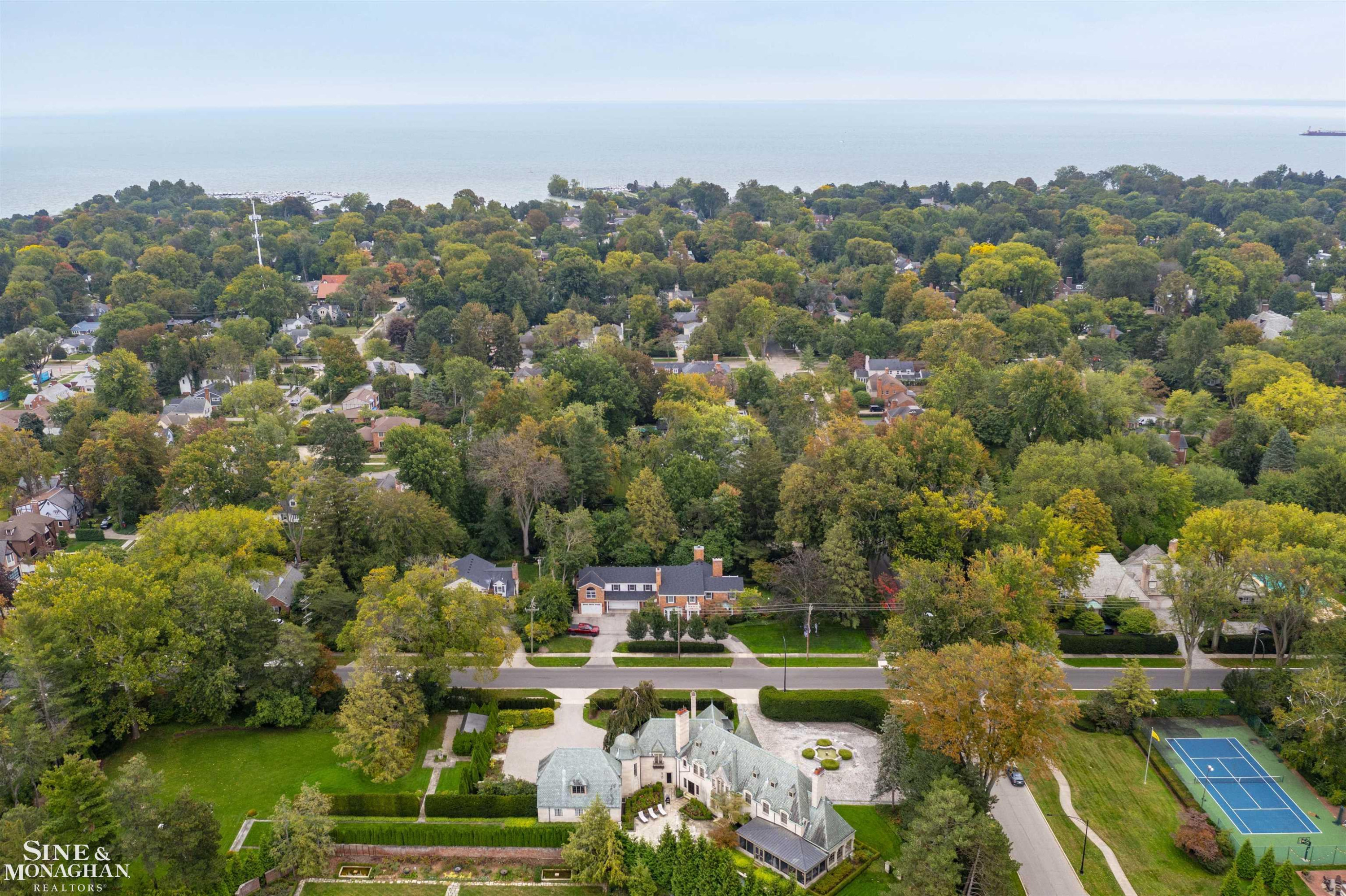 273 Ridge Road, Grosse Pointe Farms, MI 48236 — Photo 60