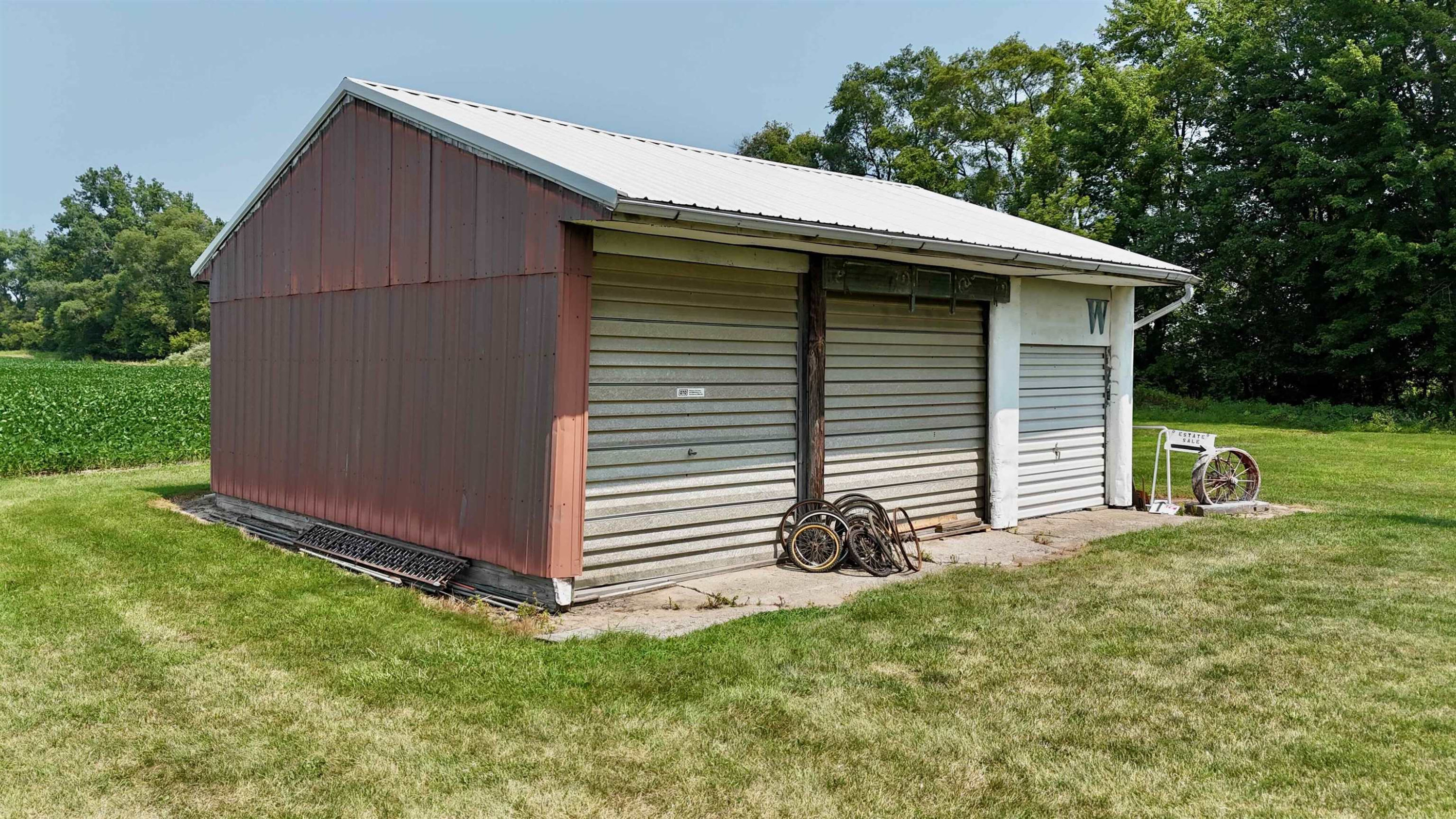 12490 W Brady Road, Chesaning, MI 48616 — Photo 28