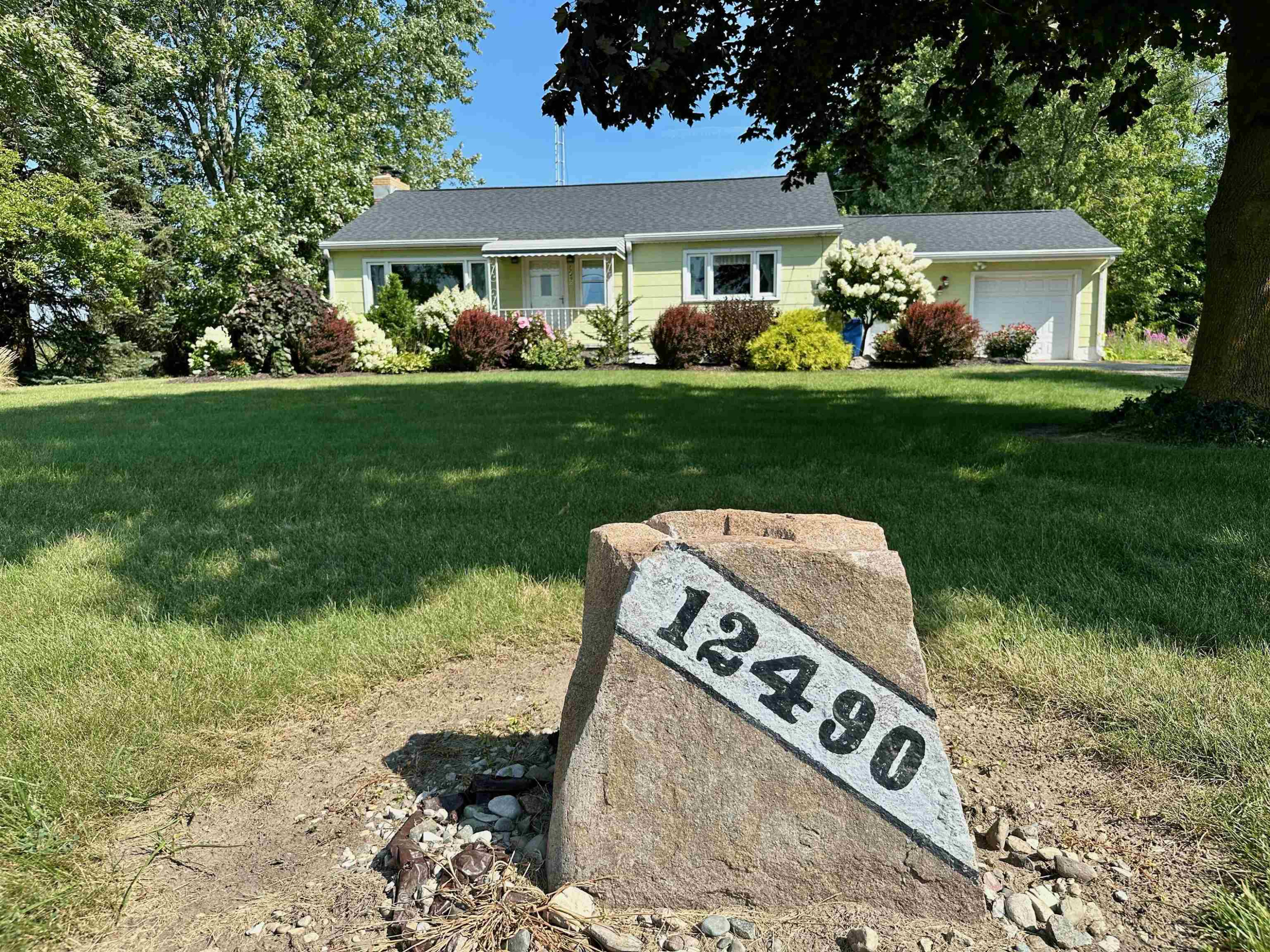 12490 W Brady Road, Chesaning, MI 48616 — Photo 33