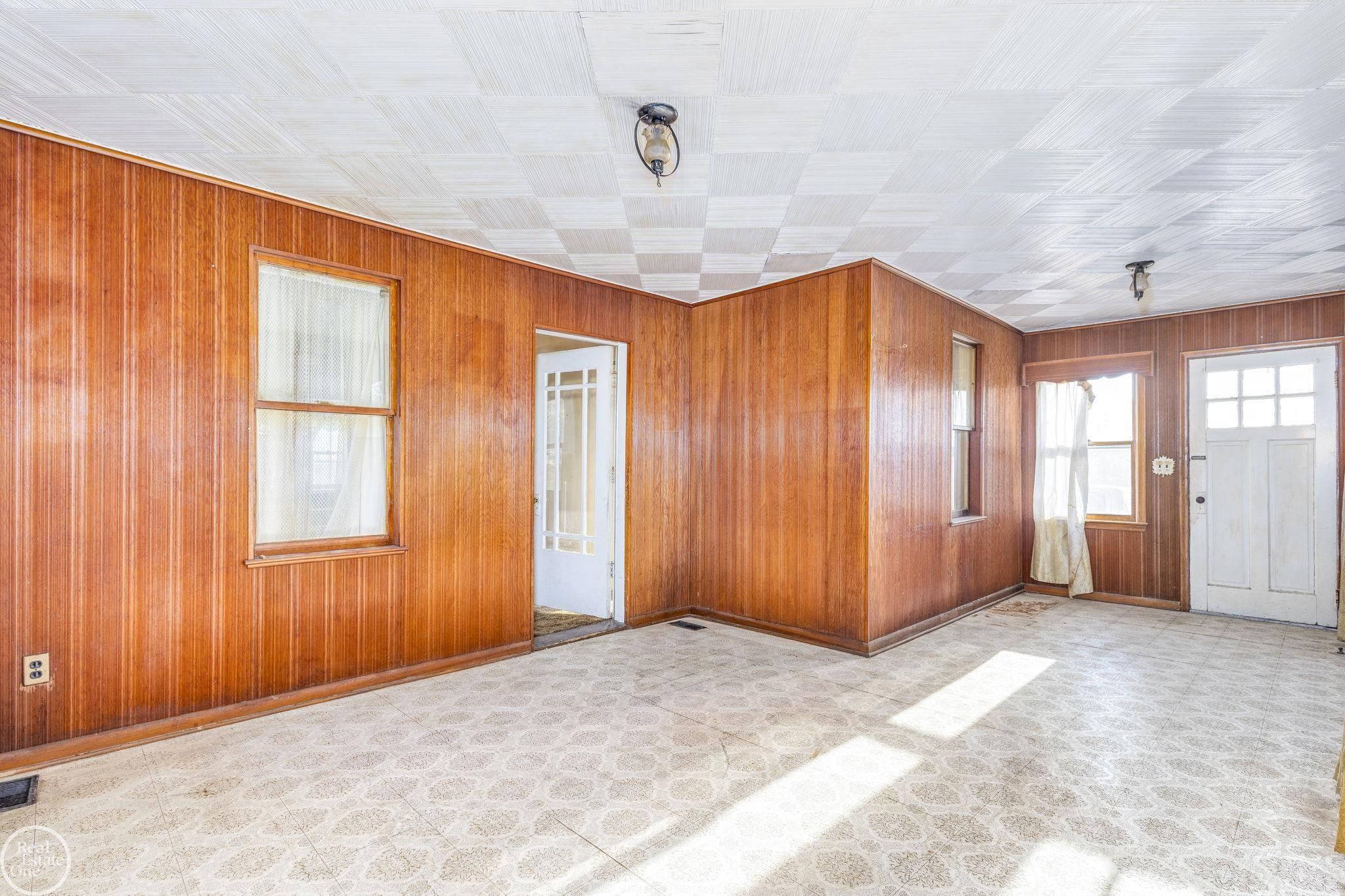 10042 Lindsey Road, MI 48064 — Photo 8