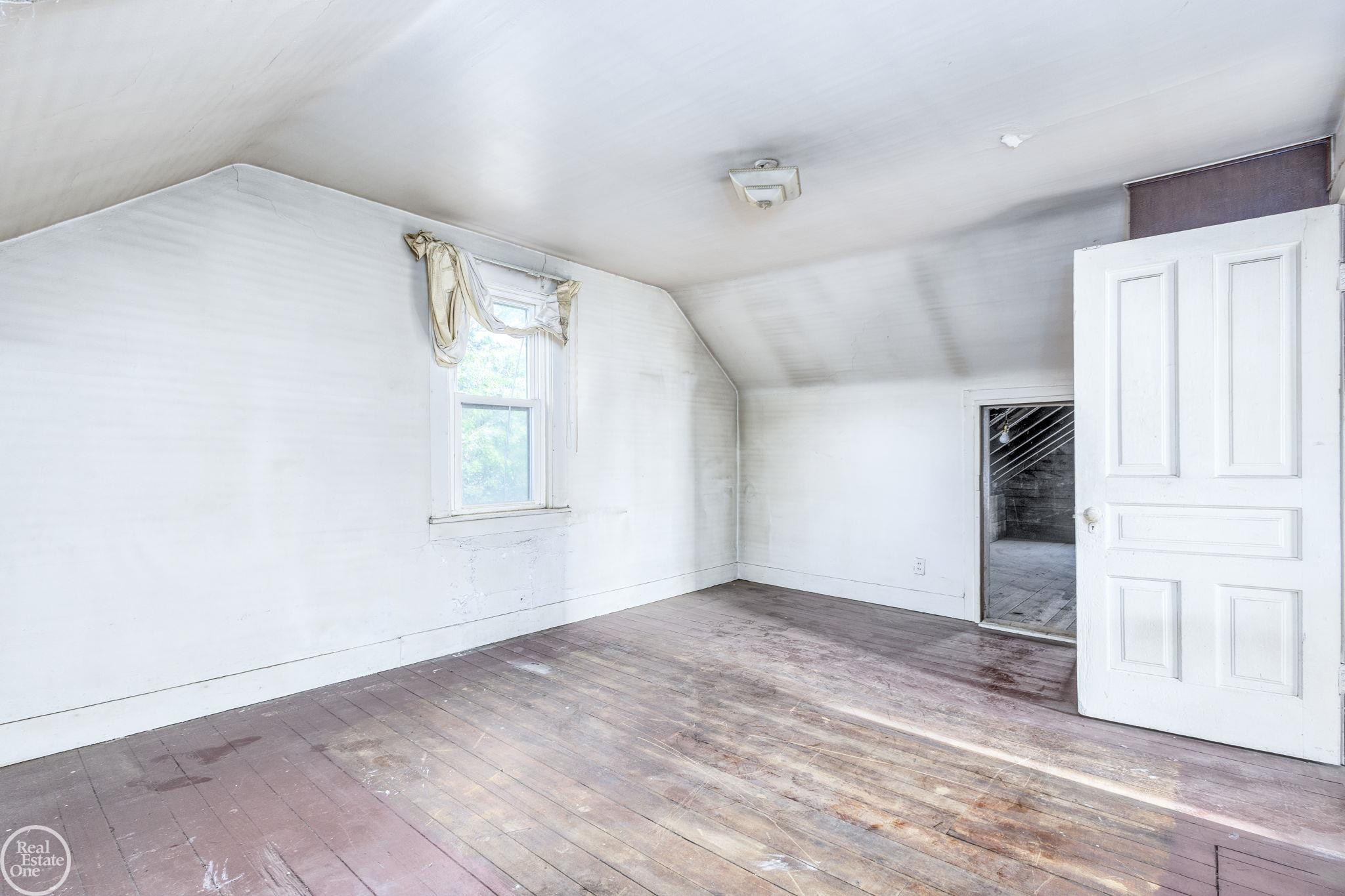 10042 Lindsey Road, MI 48064 — Photo 22