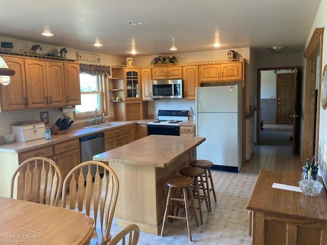 1889 Cornwell Road, MI — Photo 4