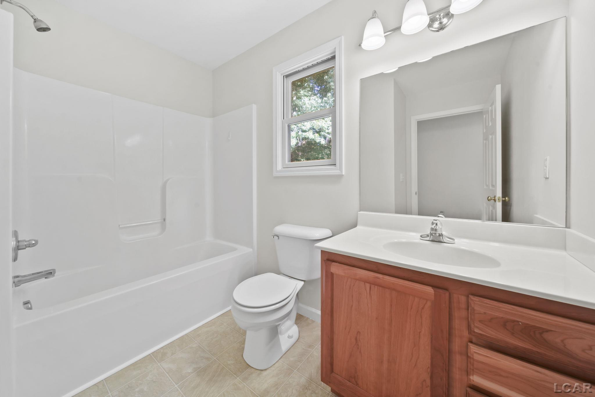 1692 Rivers Edge Court, Adrian, MI 49221 — Photo 11