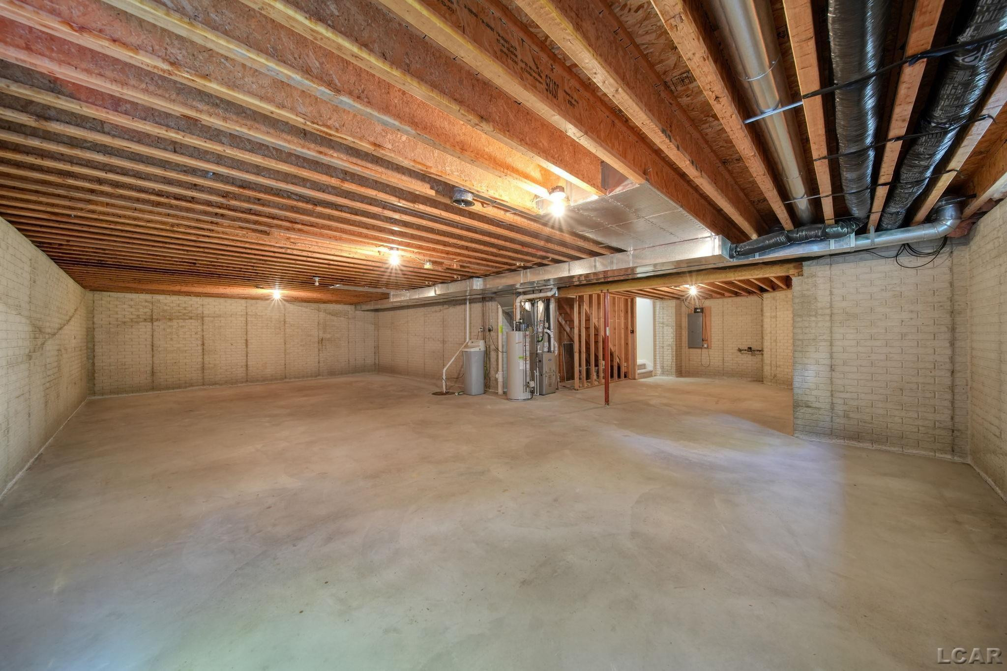 1692 Rivers Edge Court, Adrian, MI 49221 — Photo 21