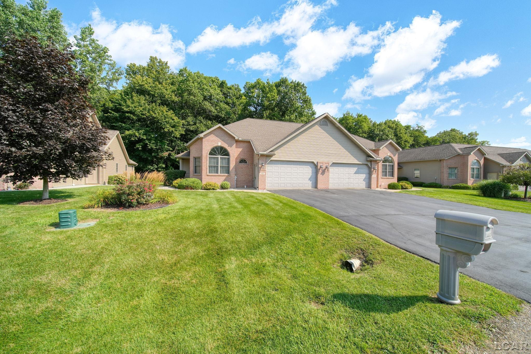 1692 Rivers Edge Court, Adrian, MI 49221 — Photo 26