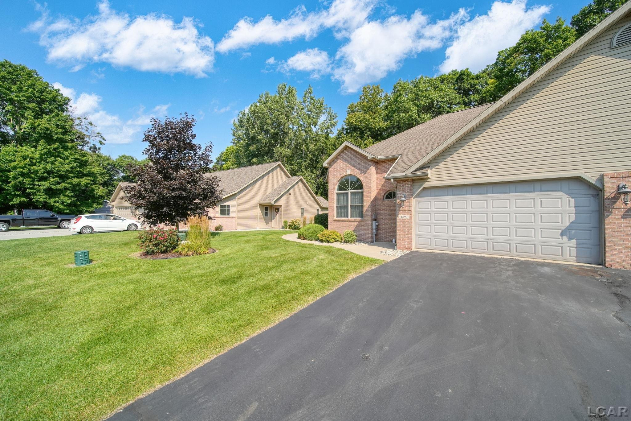 1692 Rivers Edge Court, Adrian, MI 49221 — Photo 27
