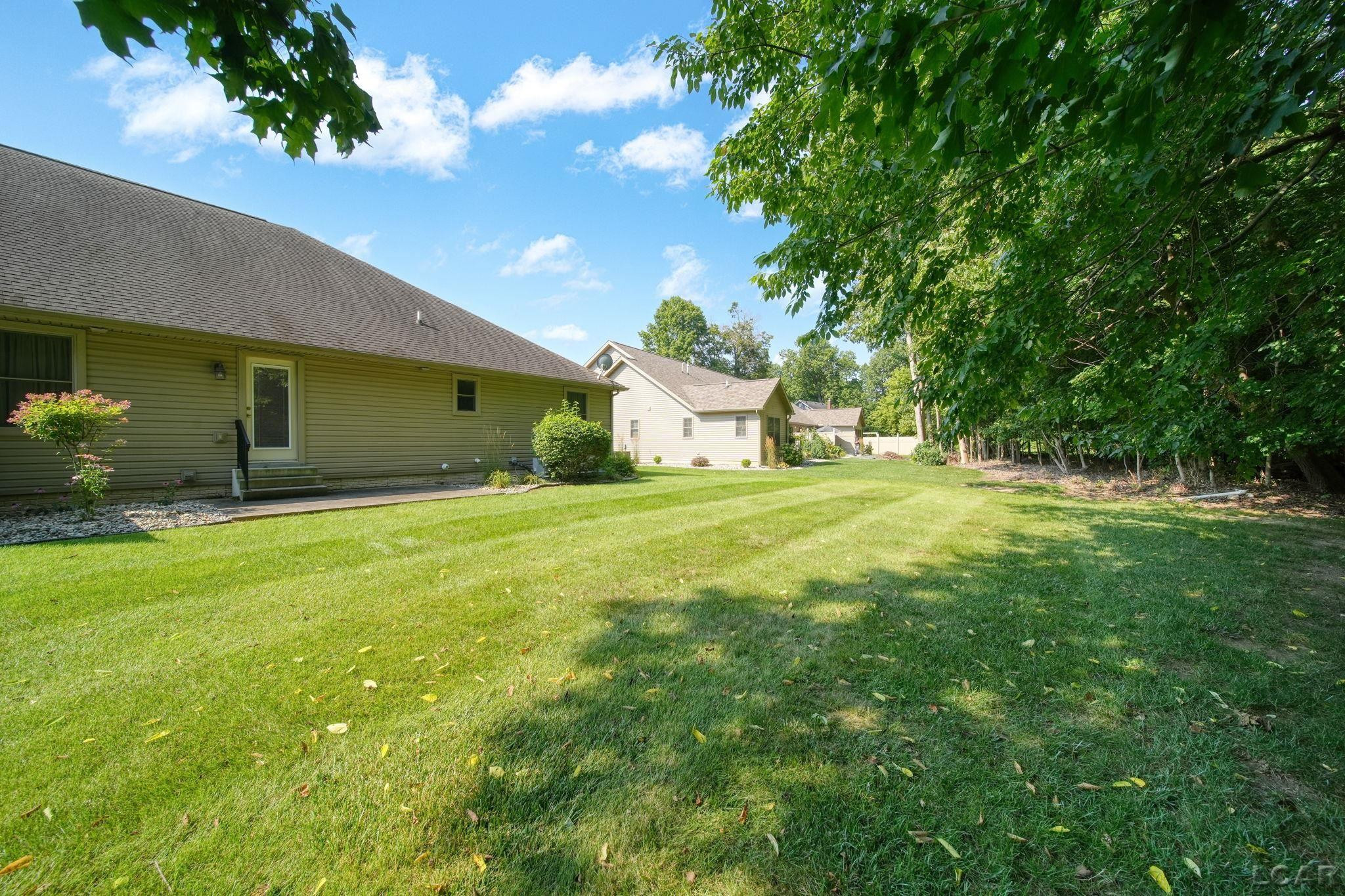 1692 Rivers Edge Court, Adrian, MI 49221 — Photo 34