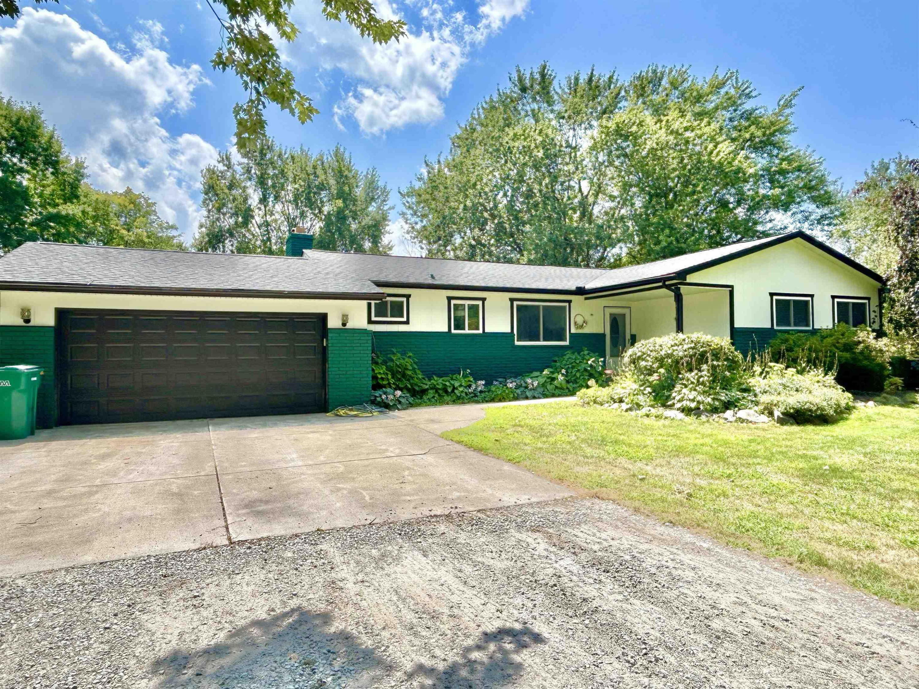 21790 McPhall Road, MI — Photo 2