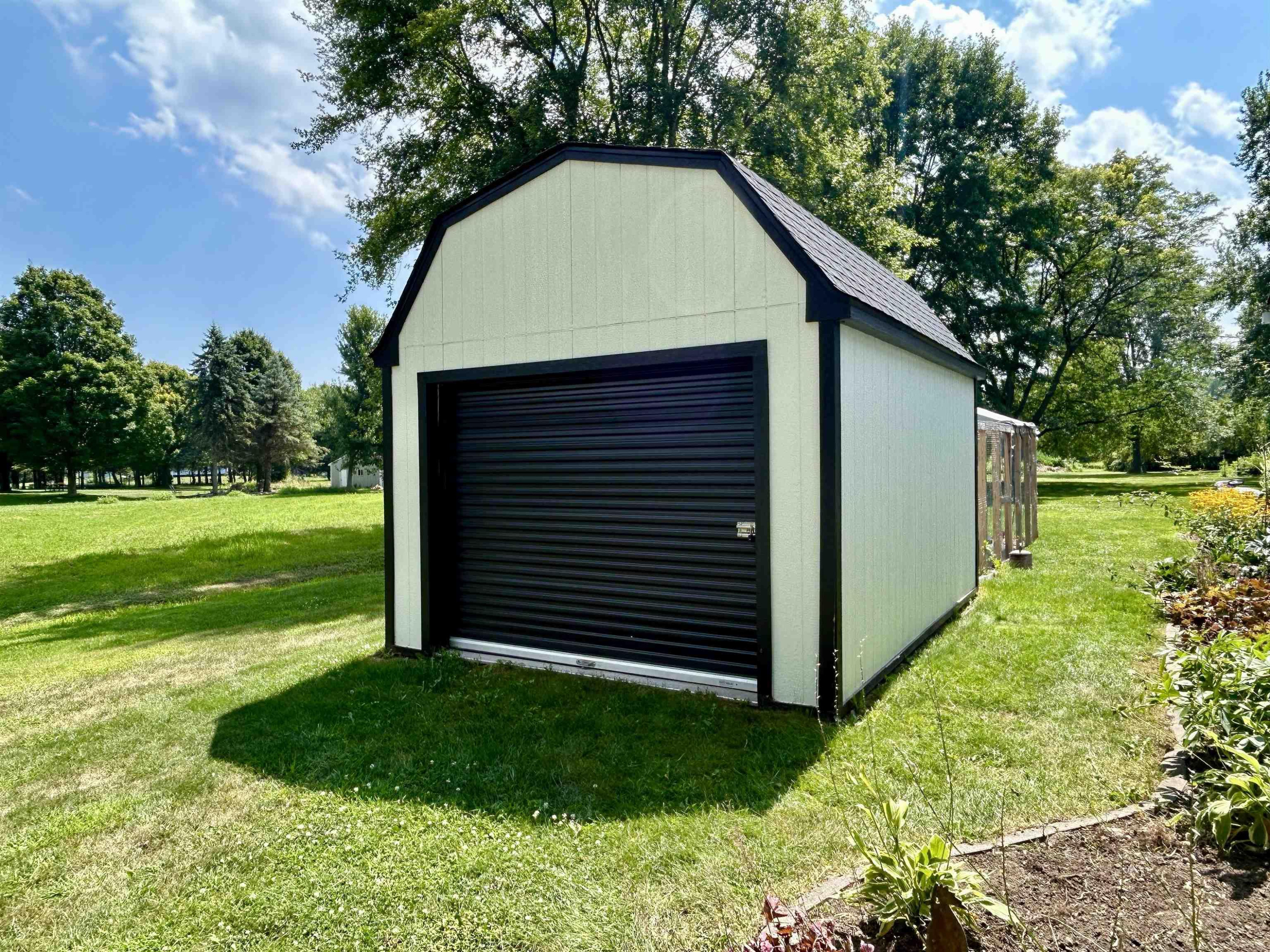 21790 McPhall Road, MI — Photo 3