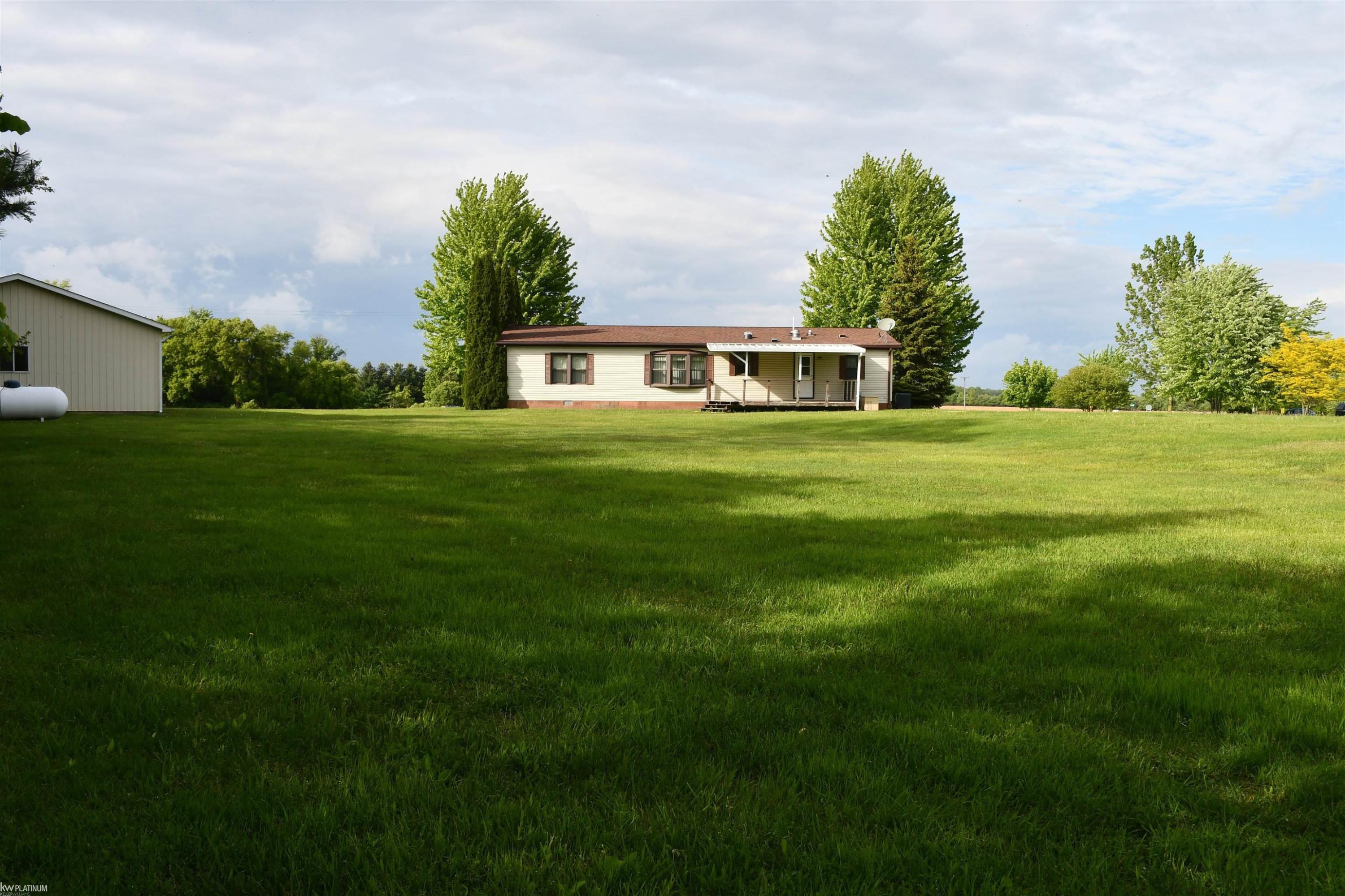10805 Wilkes Road, Yale, MI 48097 — Photo 20