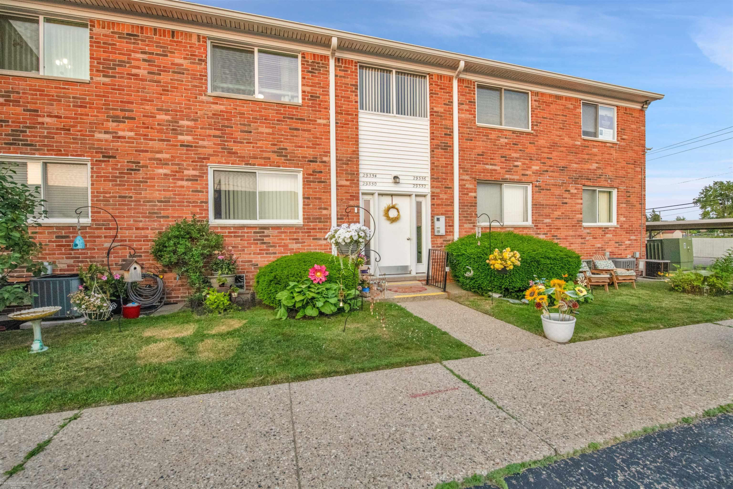 29356 Hoover Road, Warren, MI 48093 — front exterior