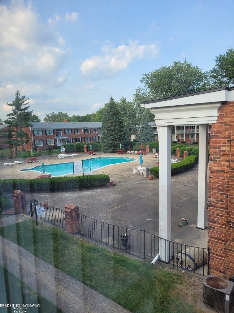 29356 Hoover Road, Warren, MI 48093 — Photo 8