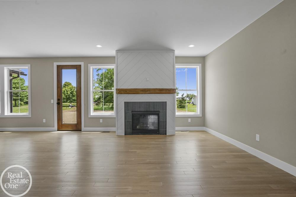 8439 Swan Court, MI — Photo 16