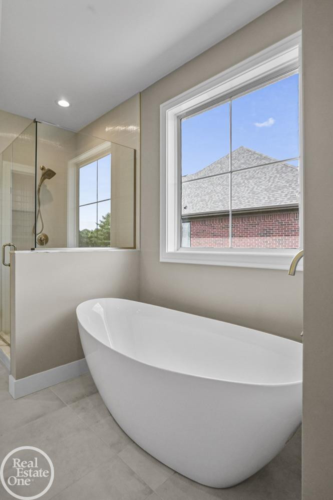 8439 Swan Court, MI — Photo 25