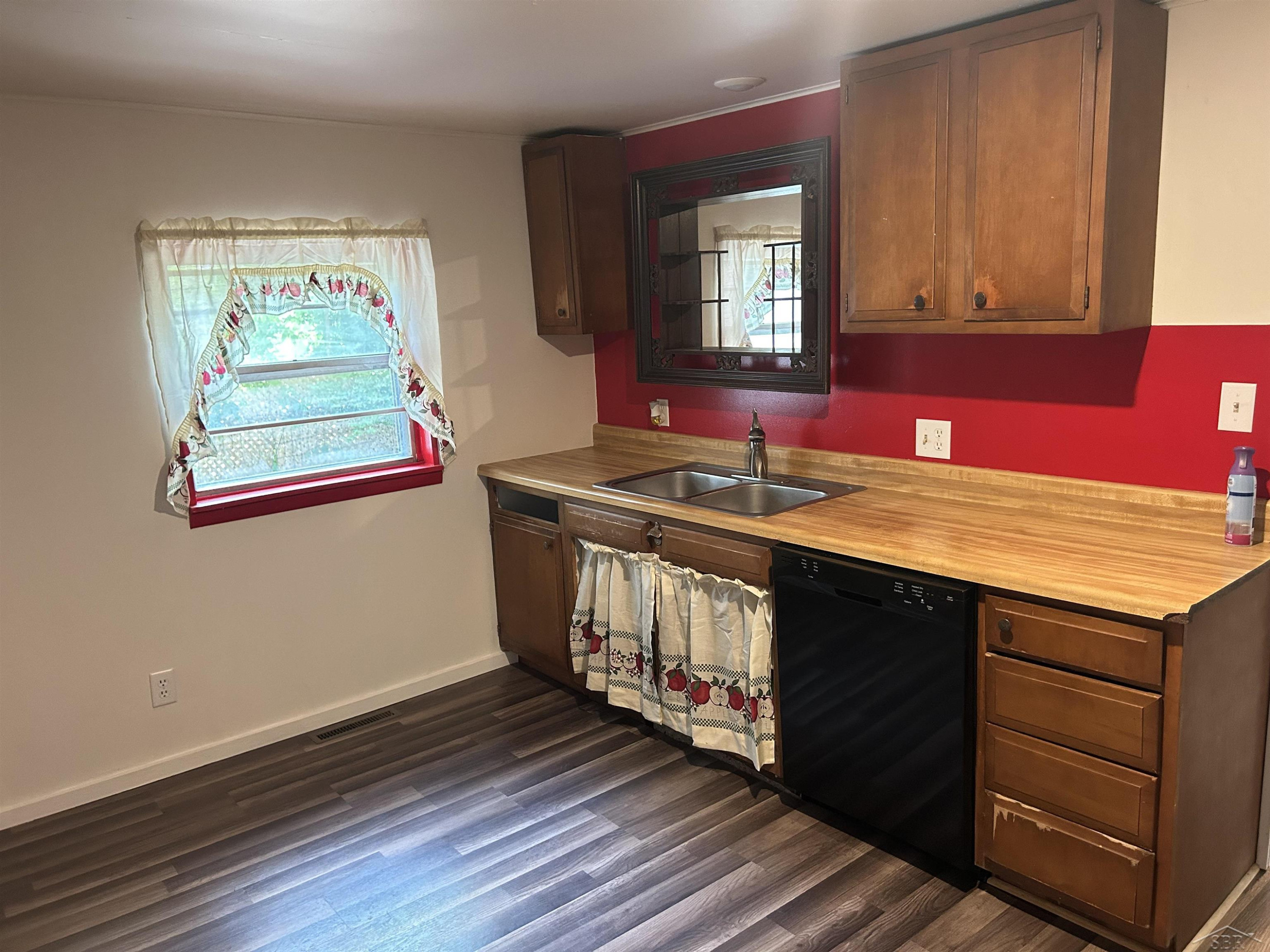 214 N Court Street, Standish, MI 48658 — Photo 7