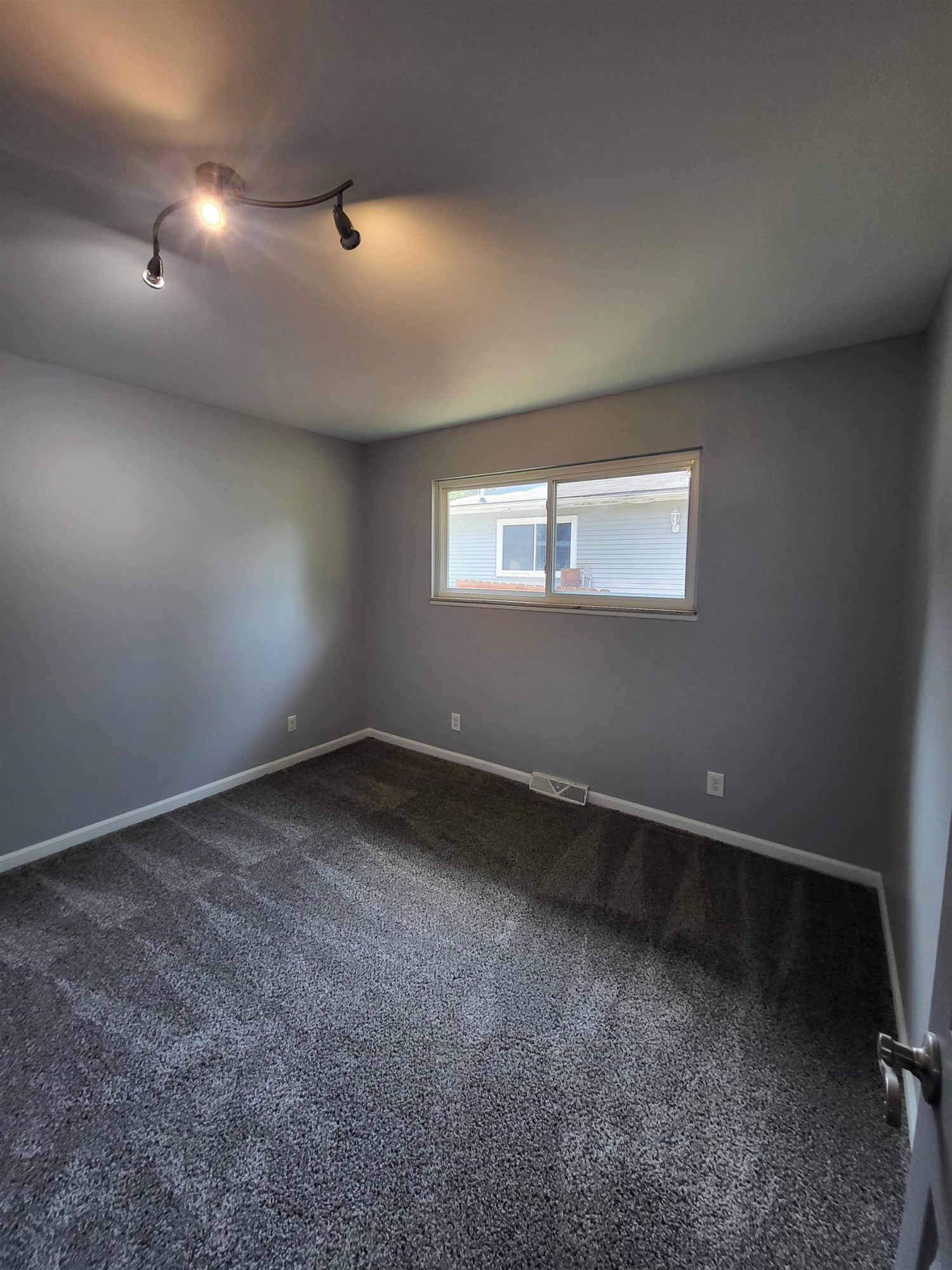 1900 MANORHAVEN Street, Ortonville, MI 48462 — Photo 21