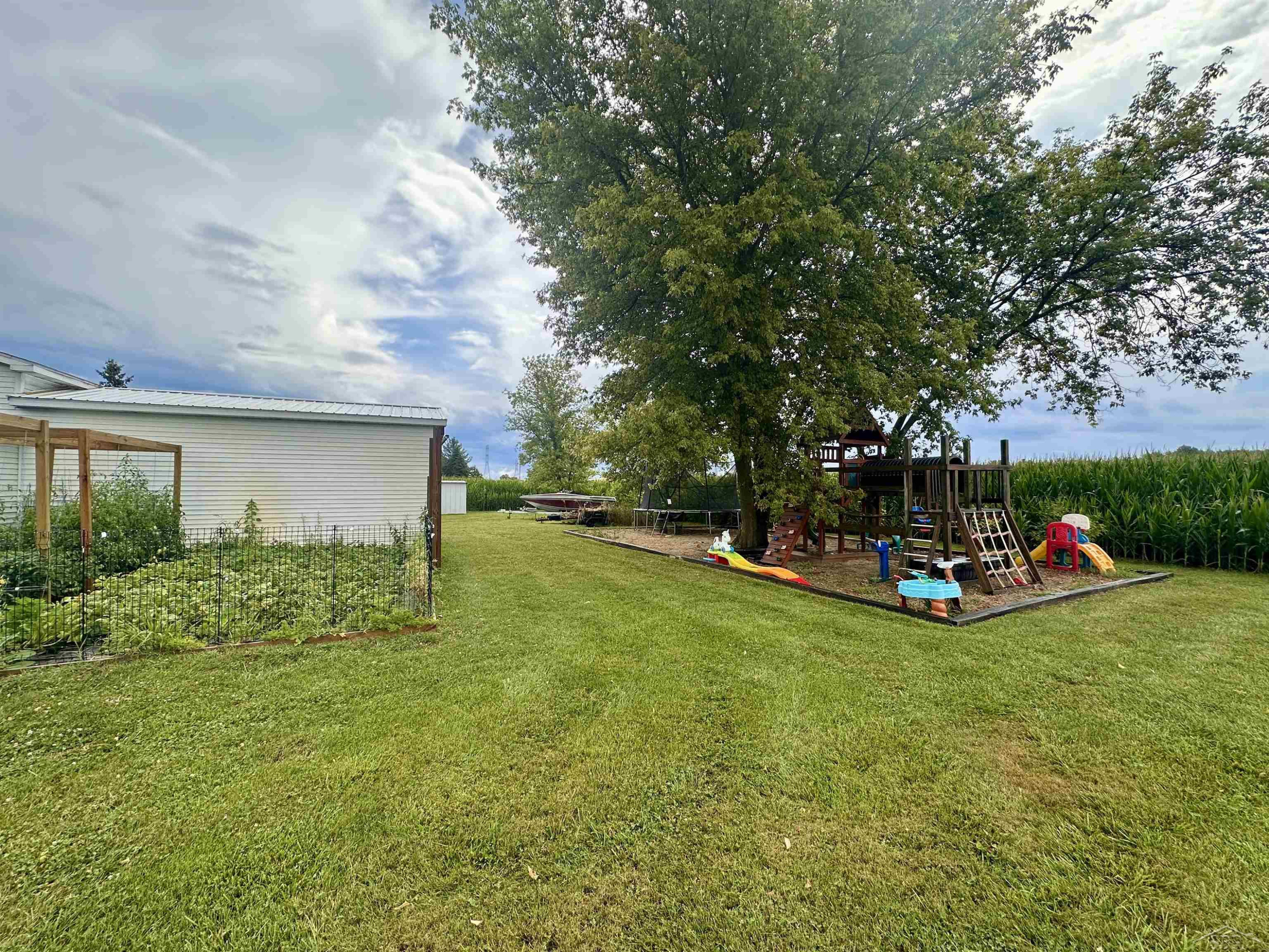 3718 E Laporte Rd Road, Hemlock, MI 48626 — Photo 20