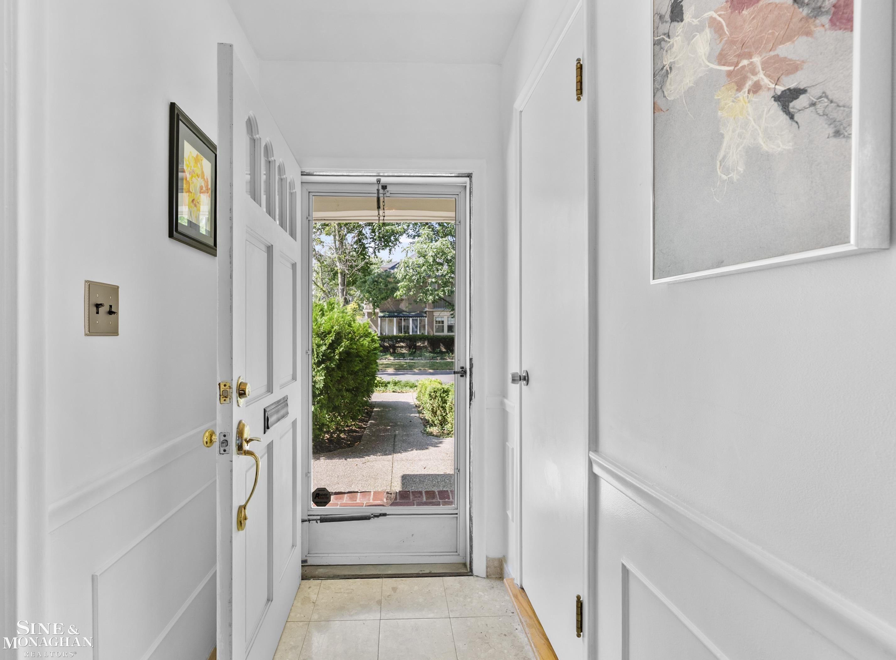 1387 Kensington Road, Grosse Pointe Park, MI 48230 — Photo 3