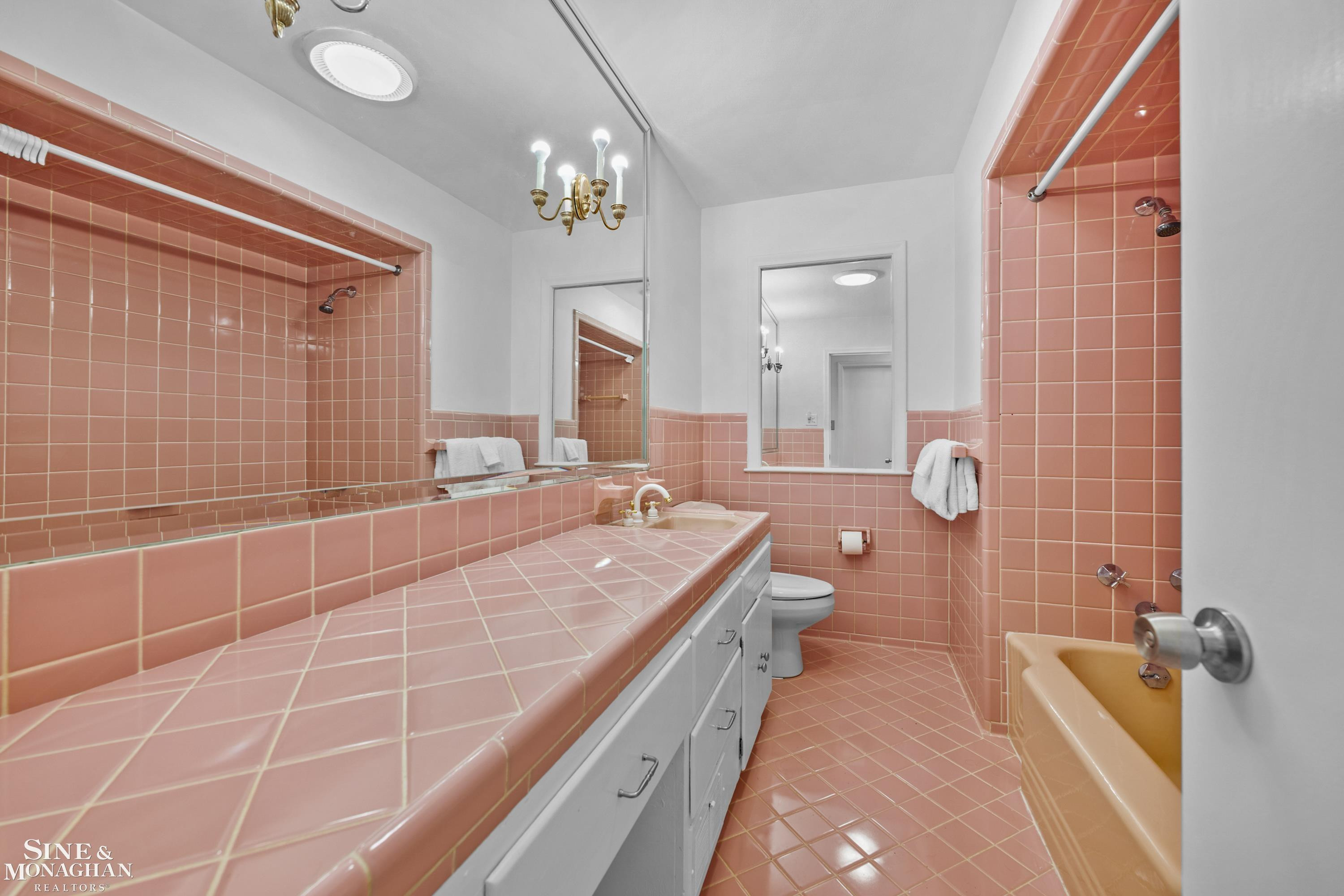 1387 Kensington Road, Grosse Pointe Park, MI 48230 — Photo 28