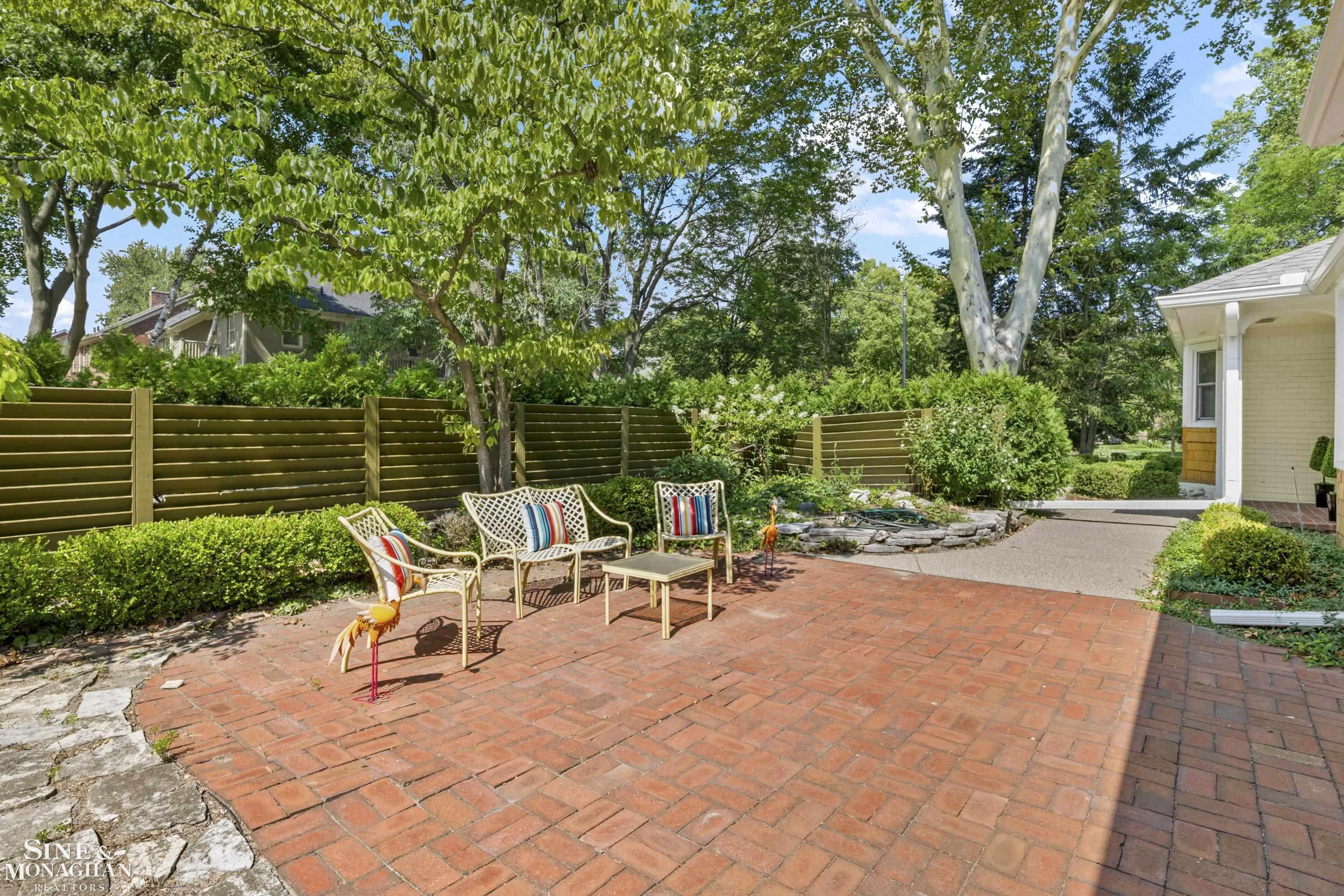 1387 Kensington Road, Grosse Pointe Park, MI 48230 — Photo 37