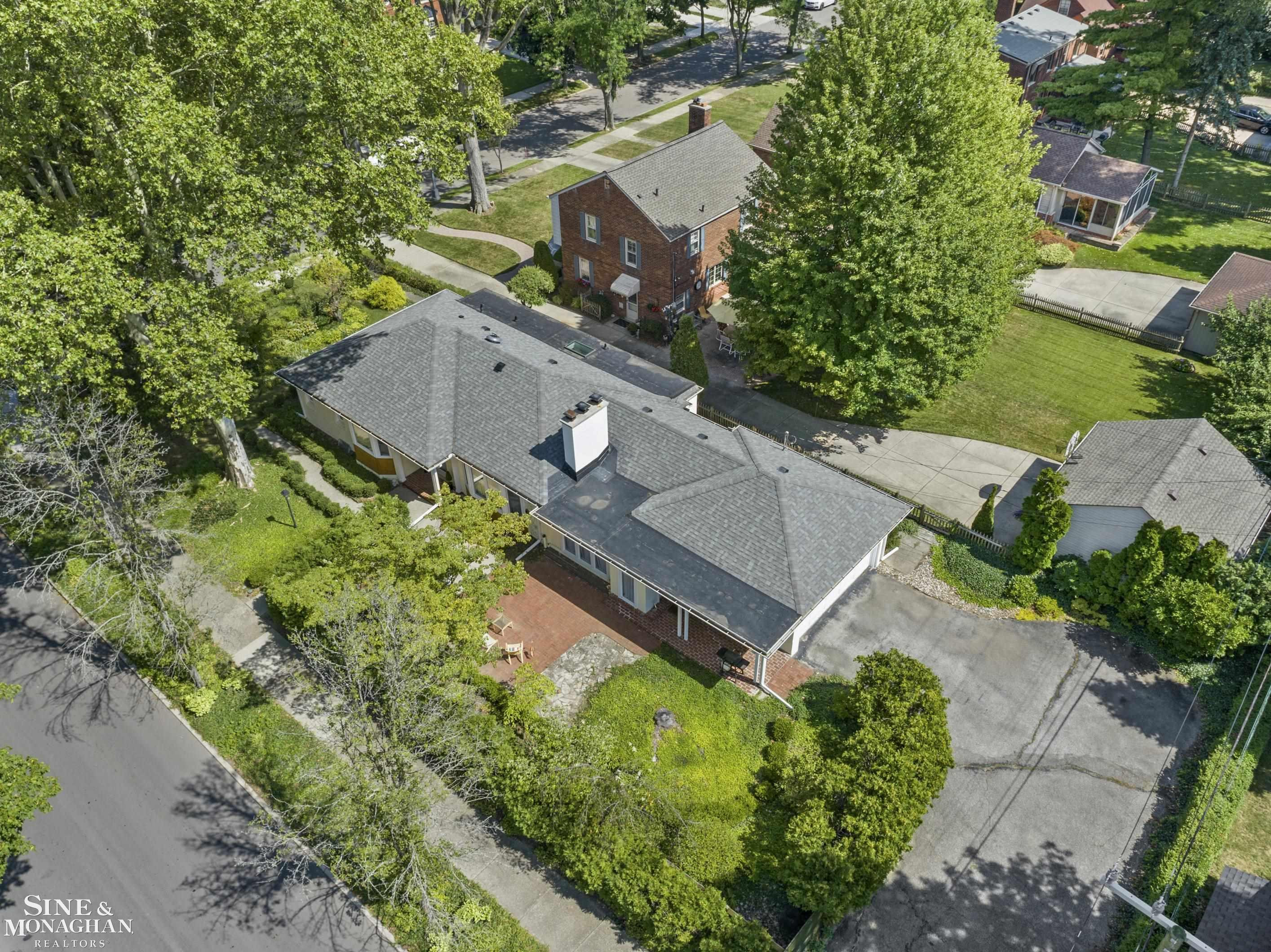 1387 Kensington Road, Grosse Pointe Park, MI 48230 — Photo 41