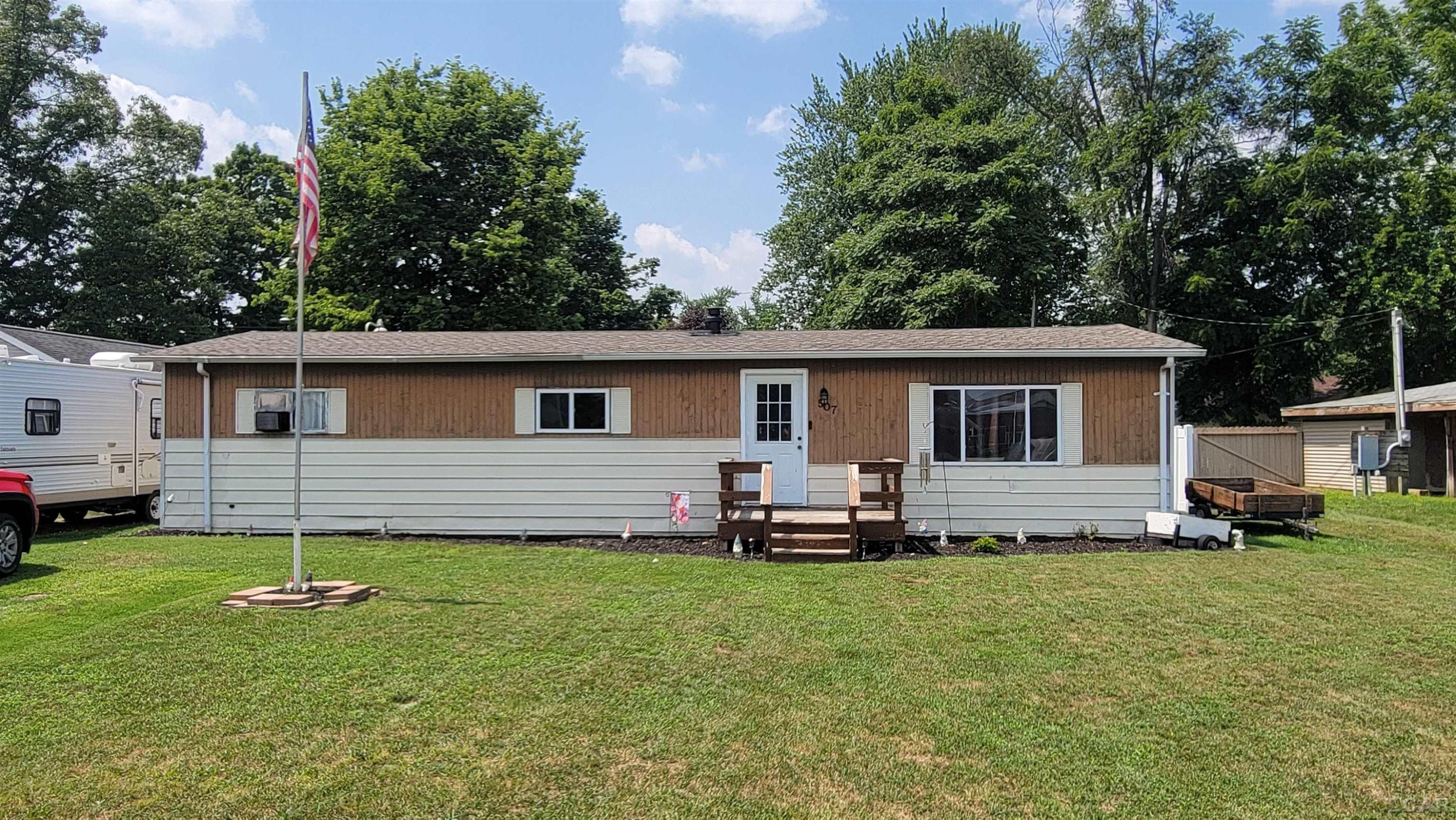 507 Page Street, Morenci, MI 49256 — Photo 2