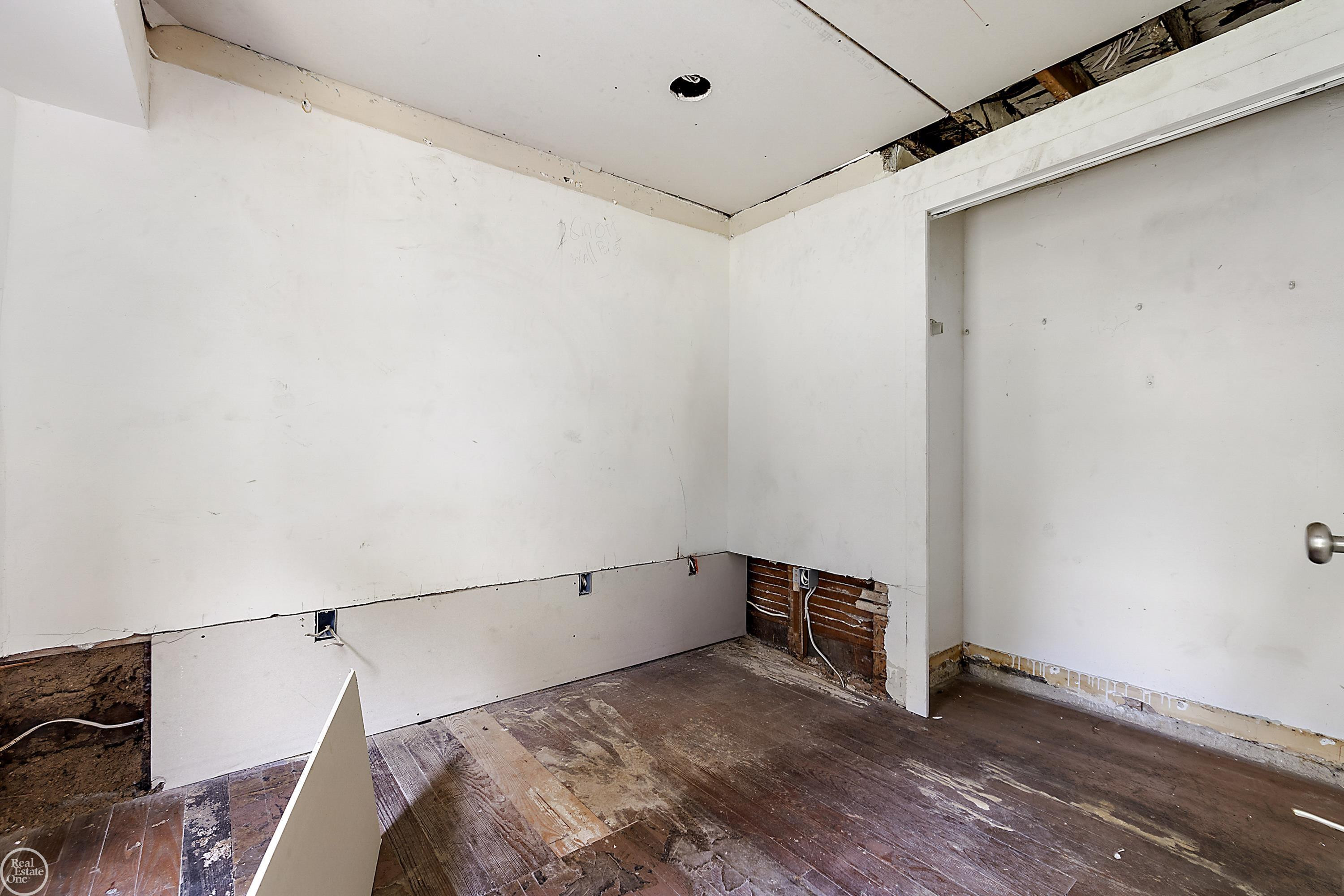 118 W Summit Street, Ann Arbor, MI 48103 — Photo 16