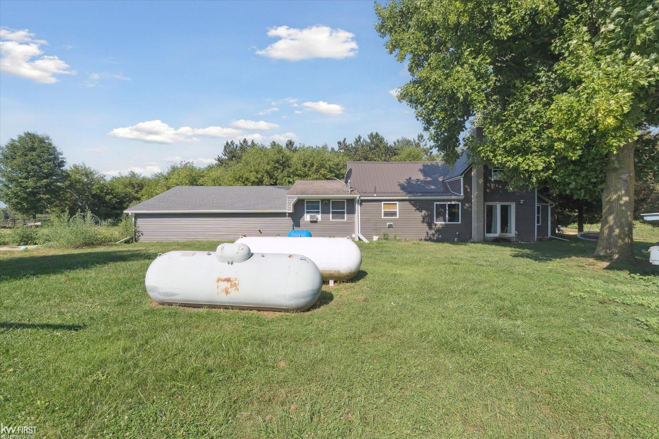 1575 W Barnes Road, Fostoria, MI 48435 — Photo 29