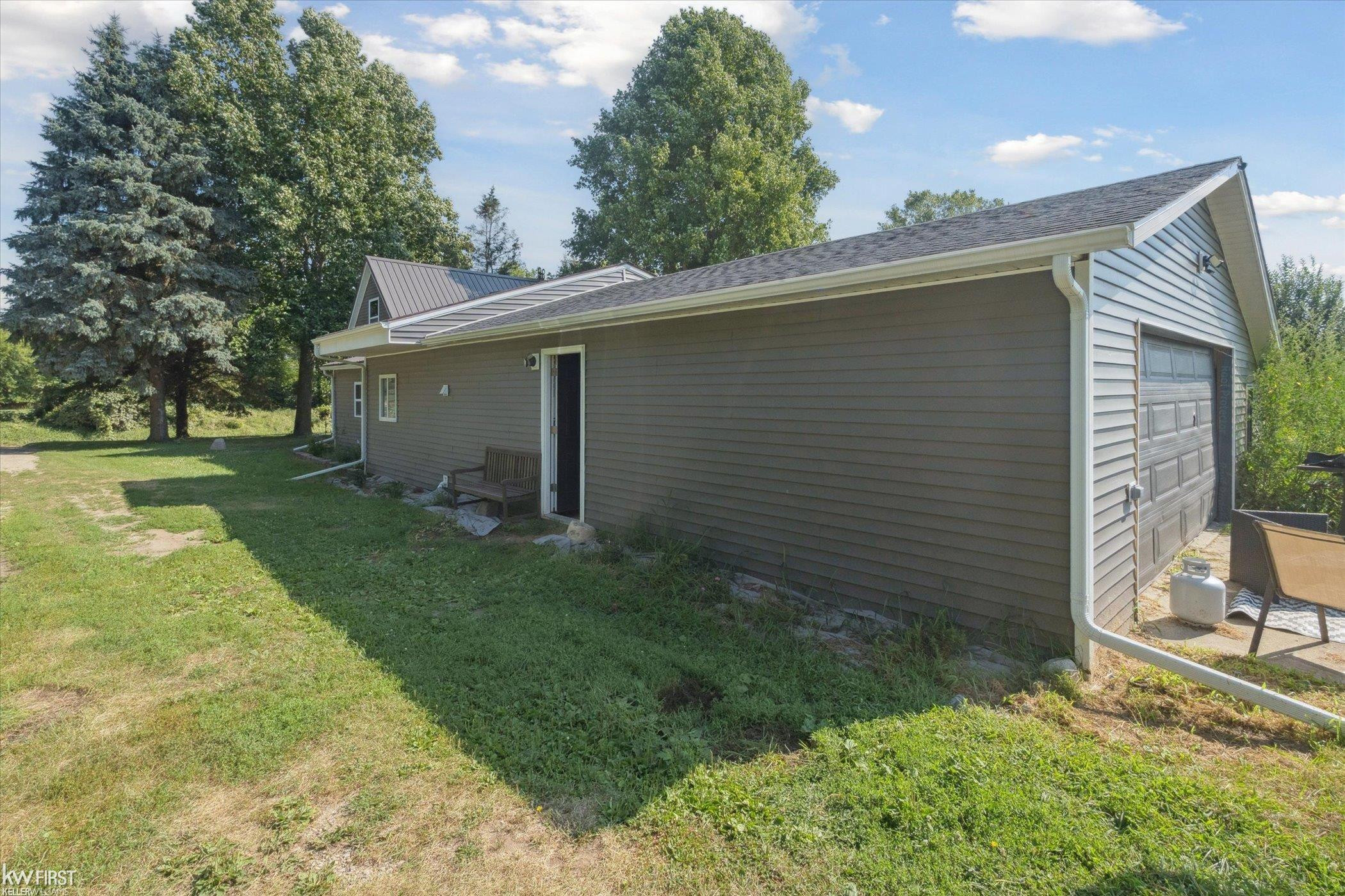 1575 W Barnes Road, Fostoria, MI 48435 — Photo 30