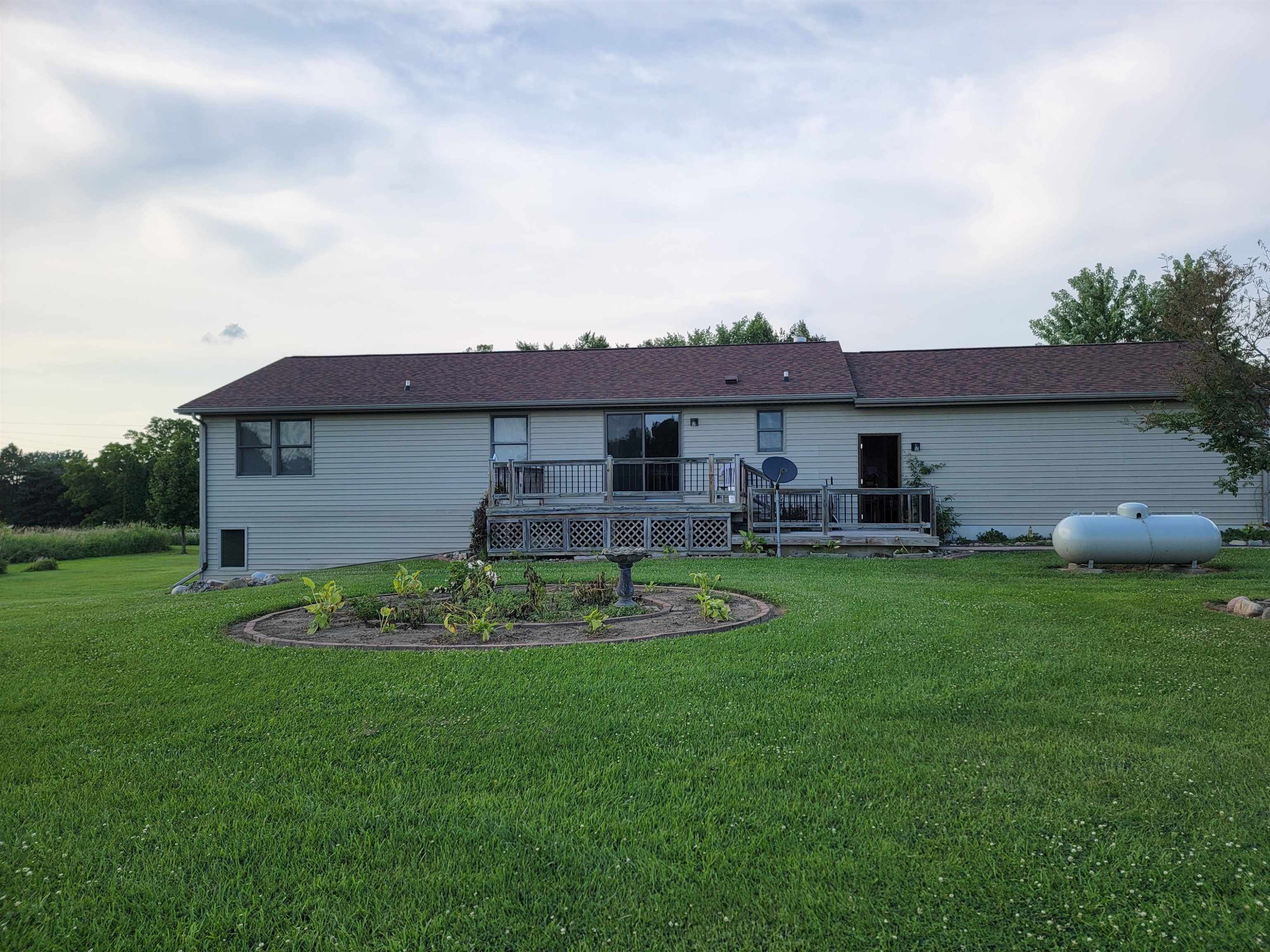 9889 Ditch Road, Chesaning, MI 48616 — Photo 23