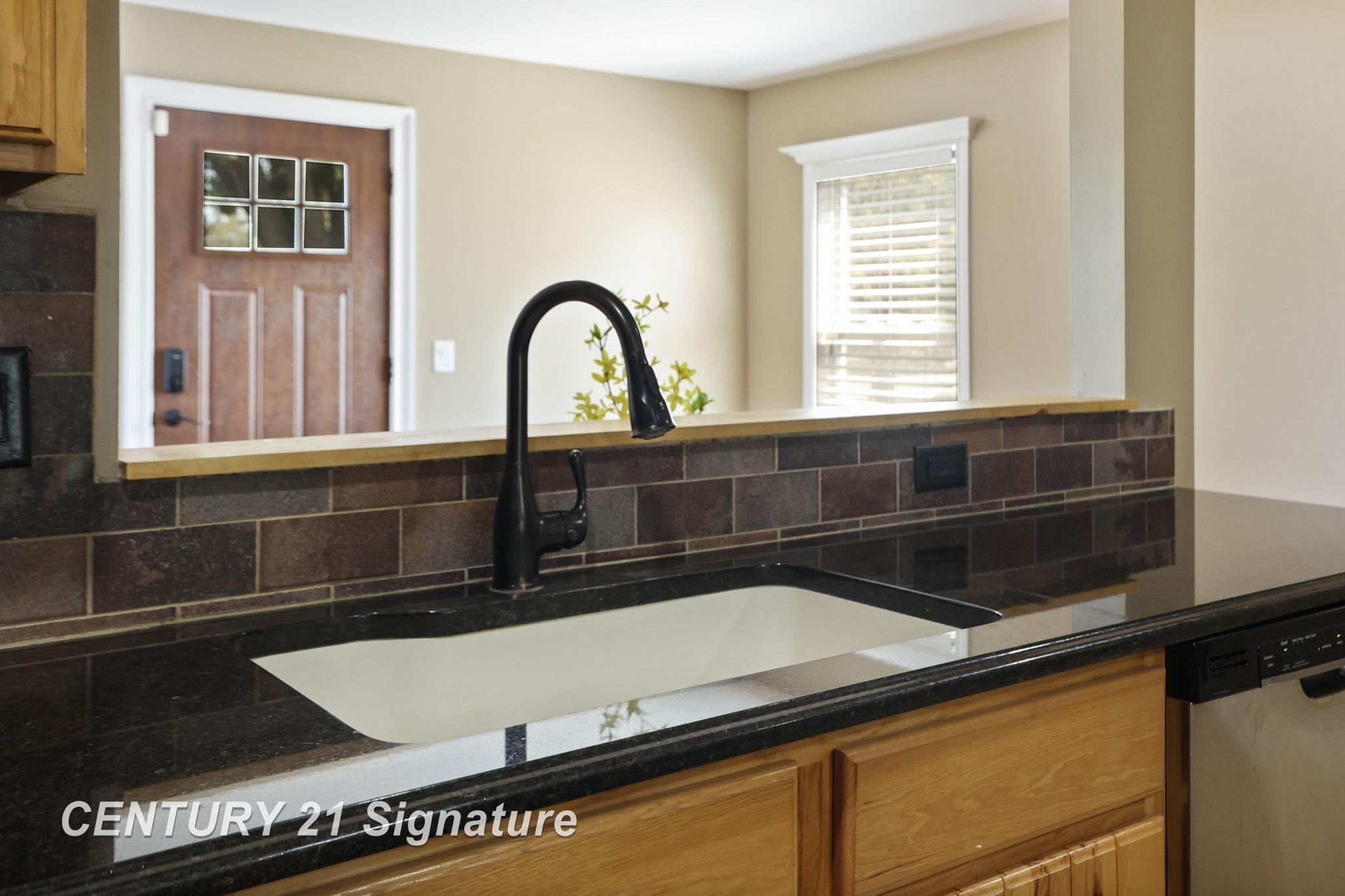 4098 Crosby Road, Flint, MI 48506 — Photo 17
