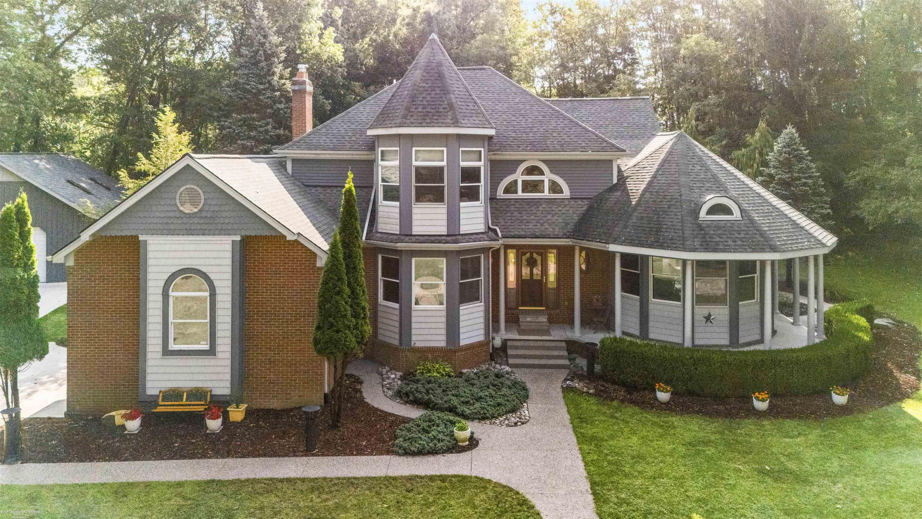 2148 Hidden Lane, Leonard, MI 48367 — front exterior