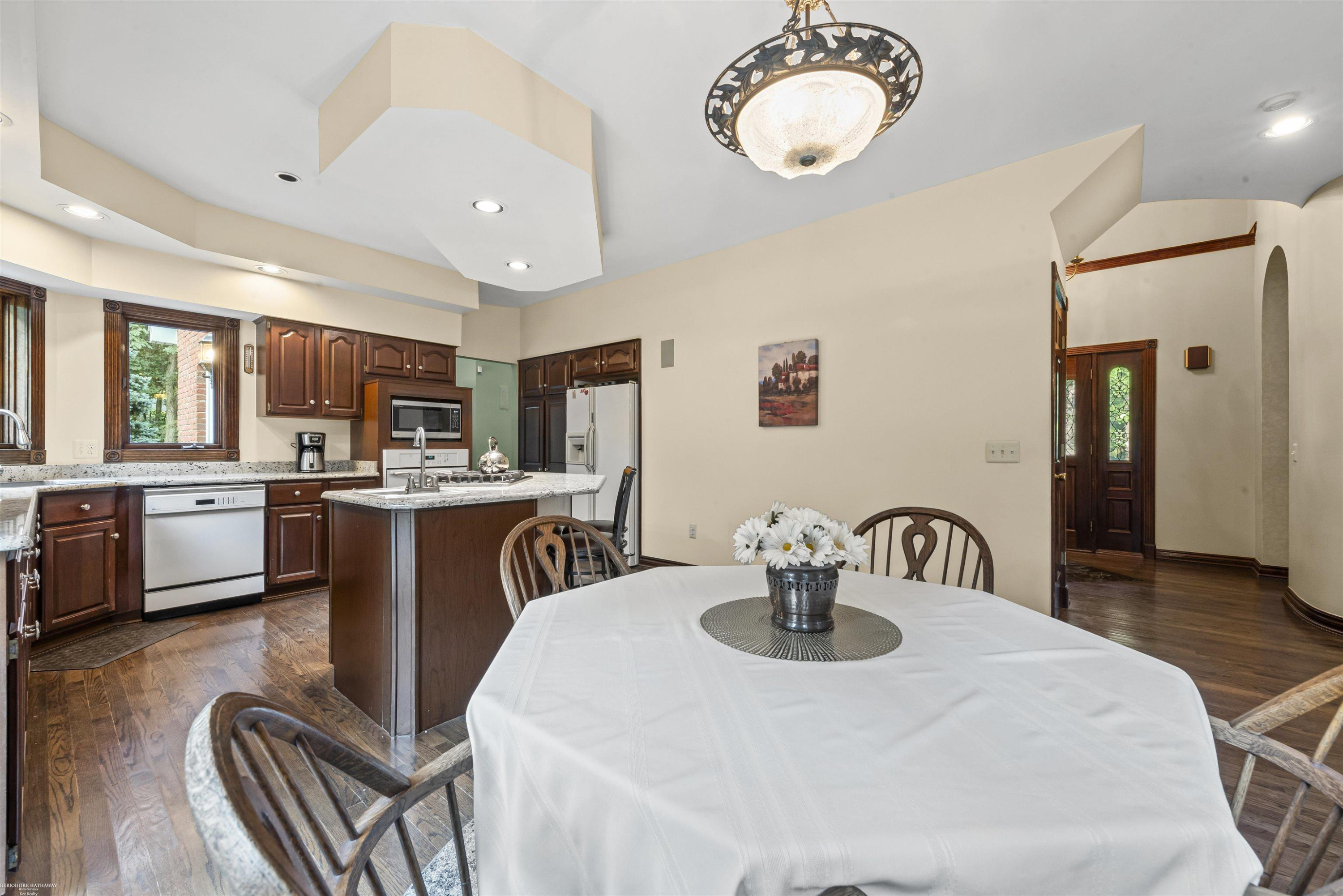 2148 Hidden Lane, Leonard, MI 48367 — Photo 16