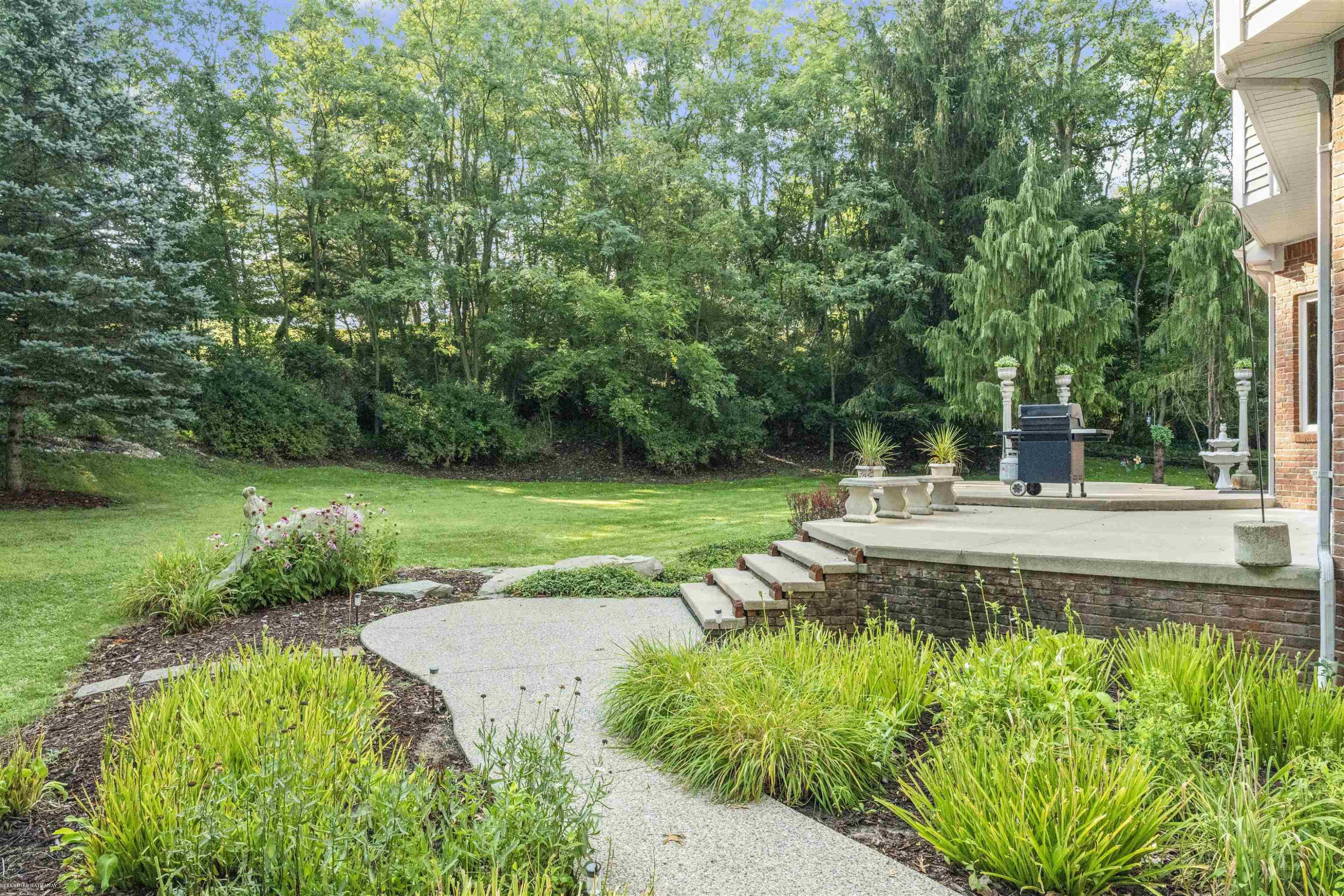 2148 Hidden Lane, Leonard, MI 48367 — Photo 62