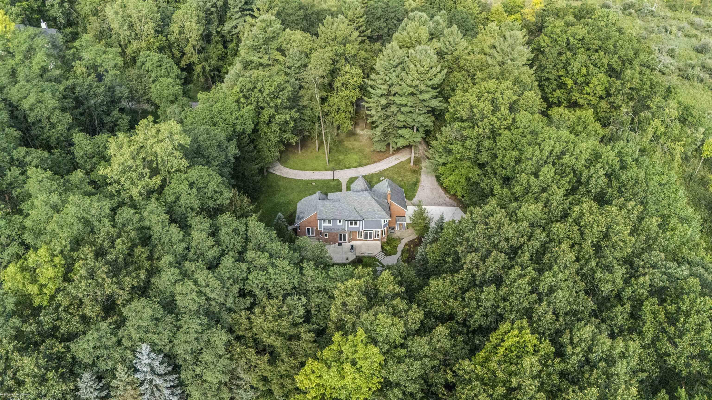 2148 Hidden Lane, Leonard, MI 48367 — Photo 74
