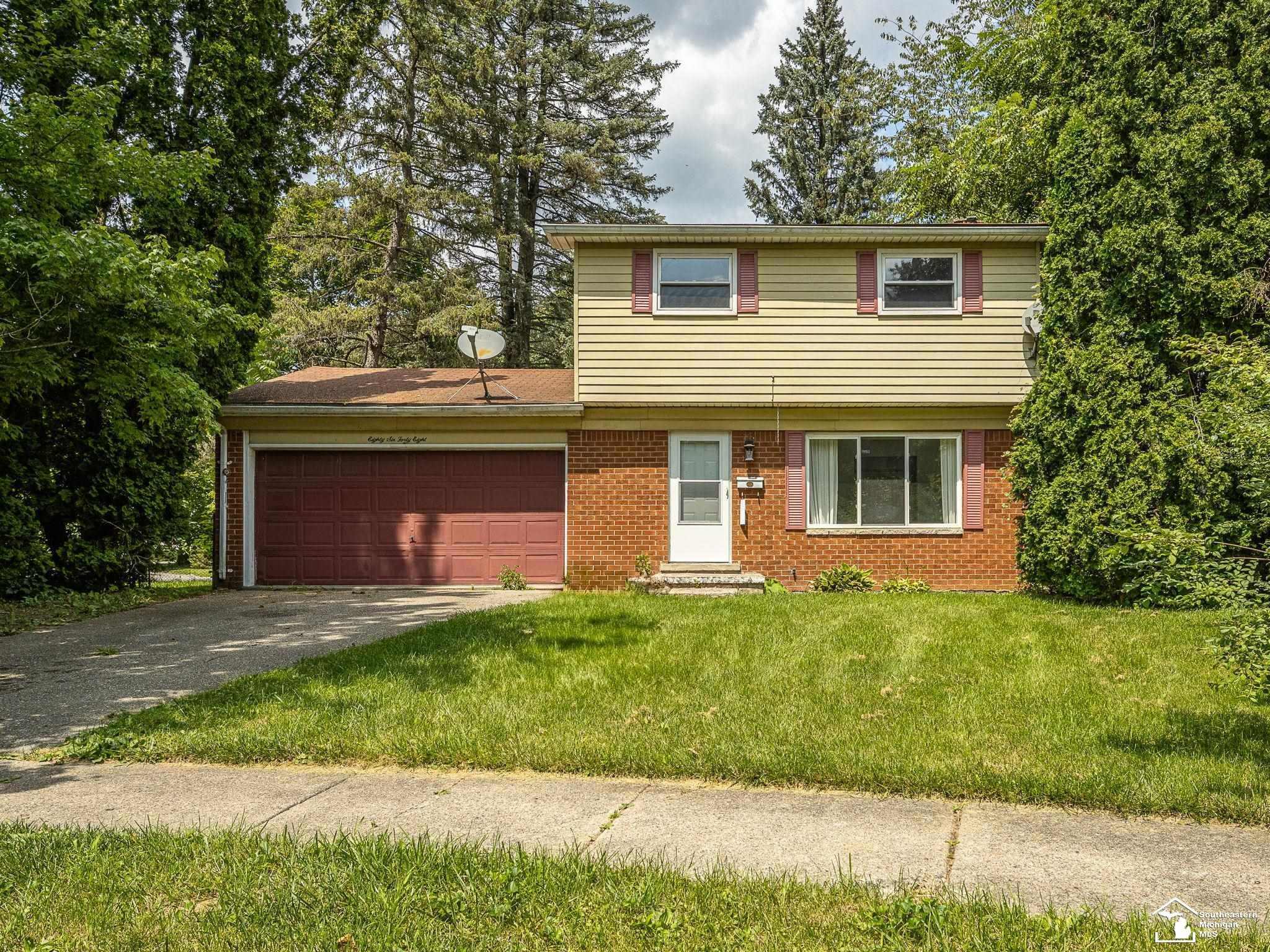 8648 Heather Court, Ypsilanti, MI 48198 — front exterior