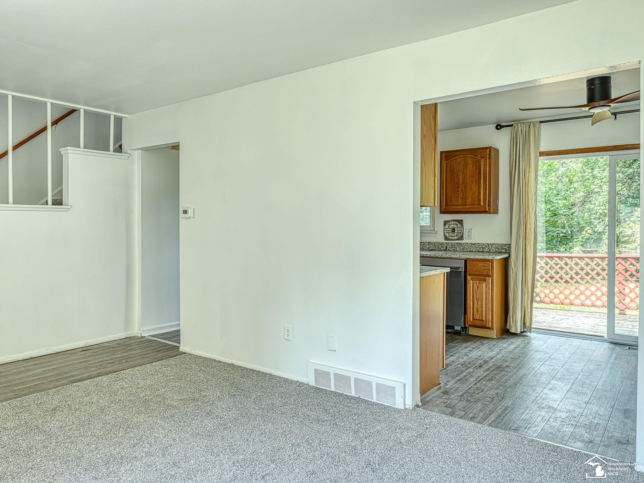 8648 Heather Court, Ypsilanti, MI 48198 — Photo 4