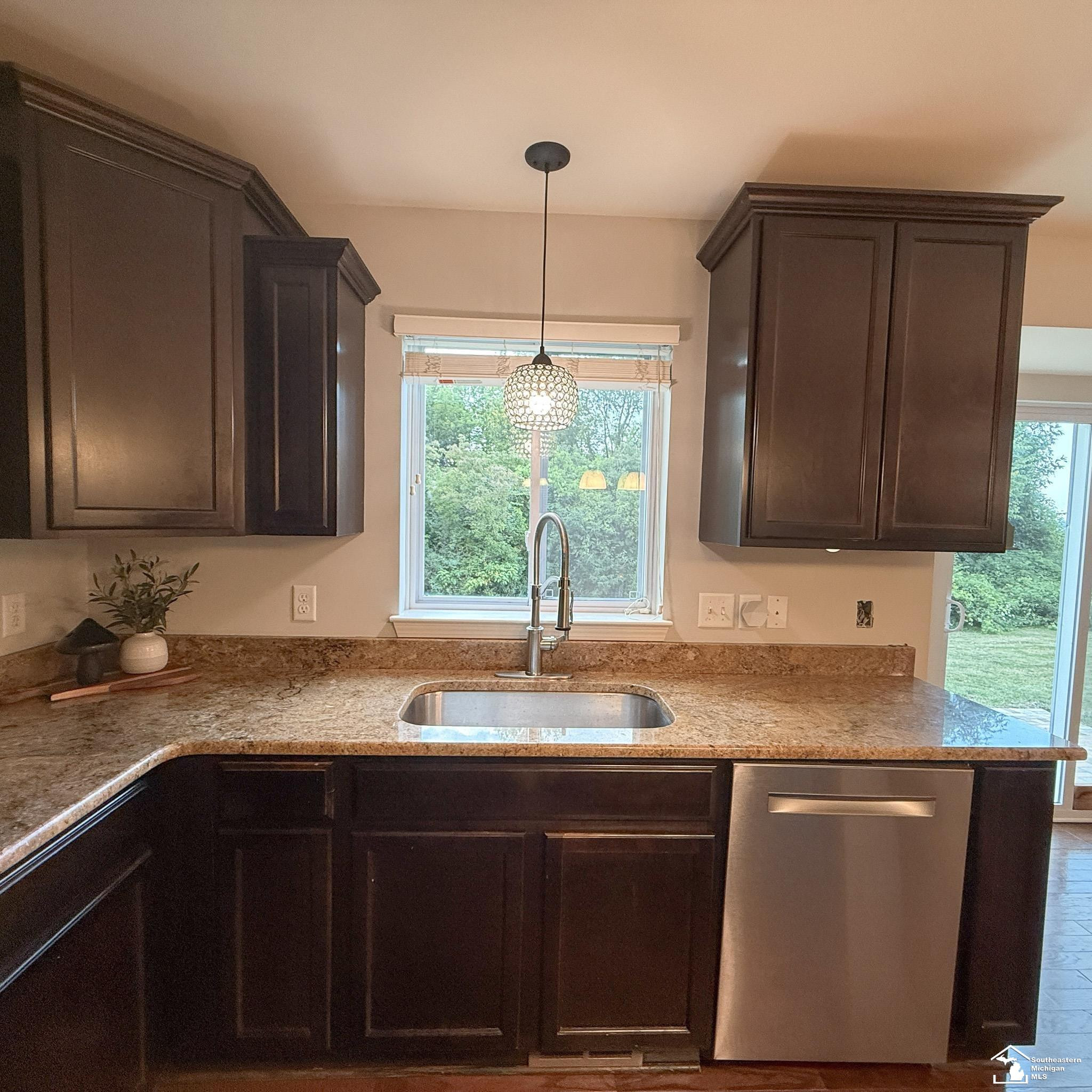 649 Falcon Drive, Dundee, MI 48131 — Photo 16