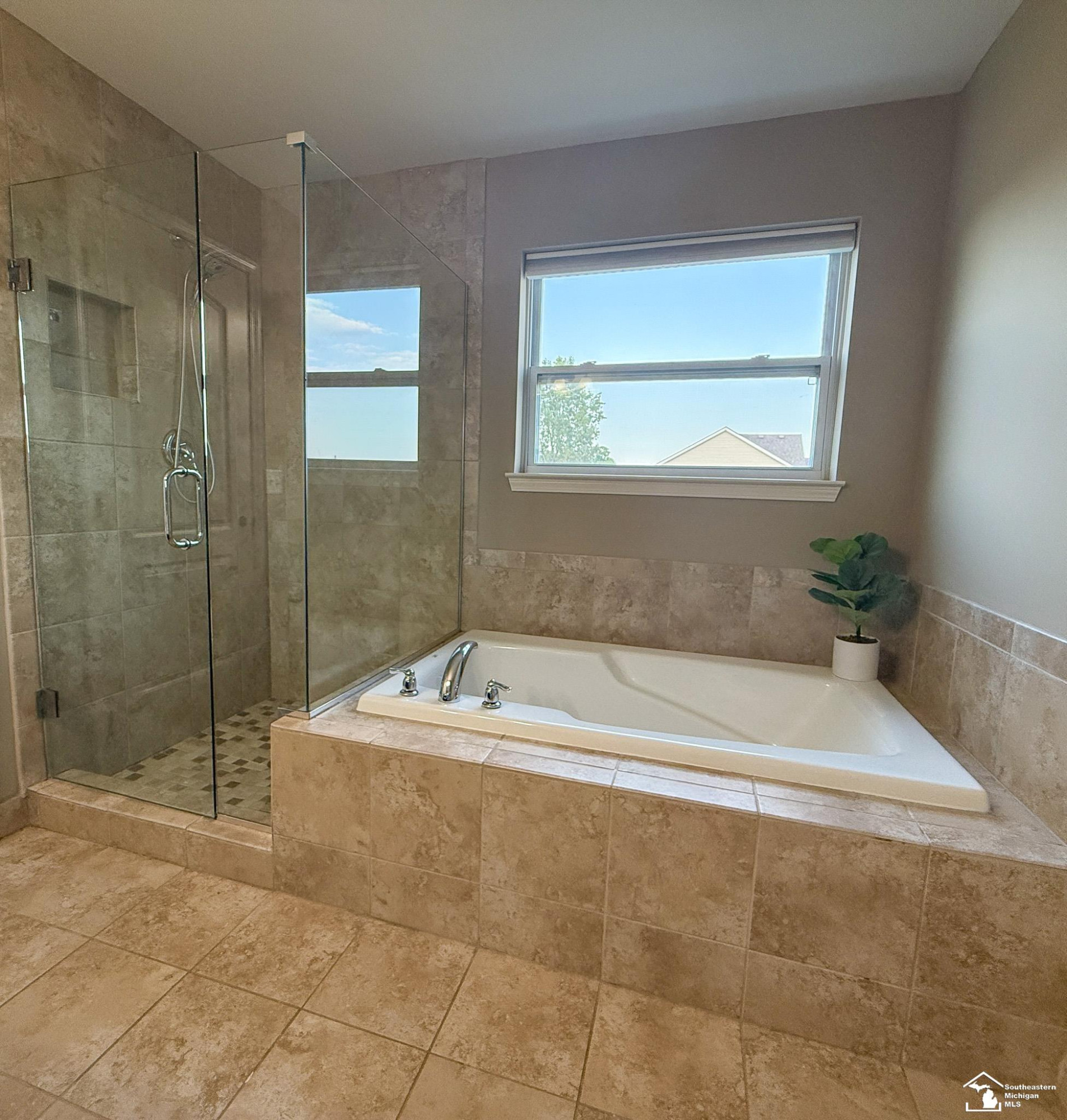 649 Falcon Drive, Dundee, MI 48131 — Photo 28
