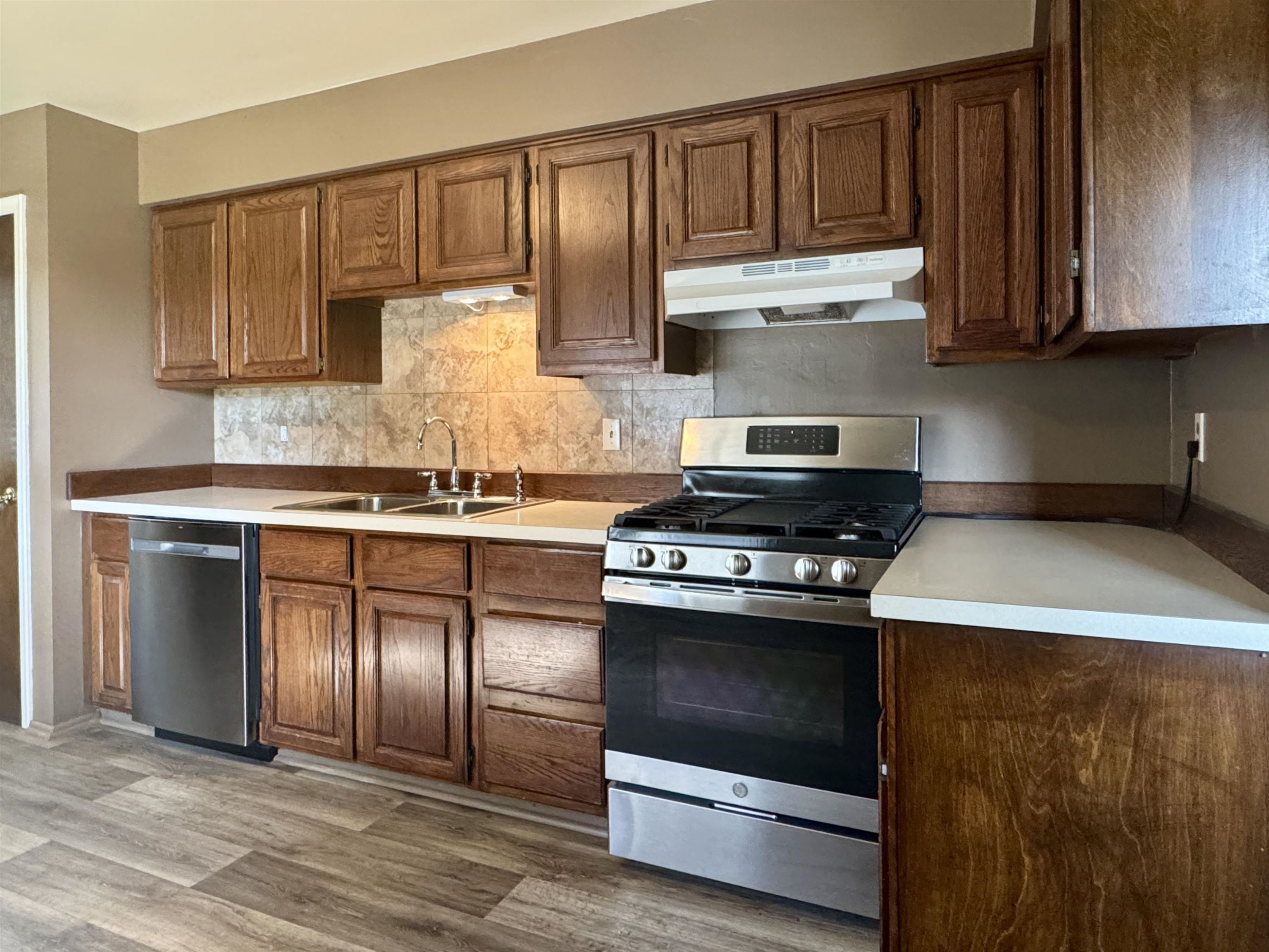 235 Leaver Street, Vernon, MI 48476 — Photo 3