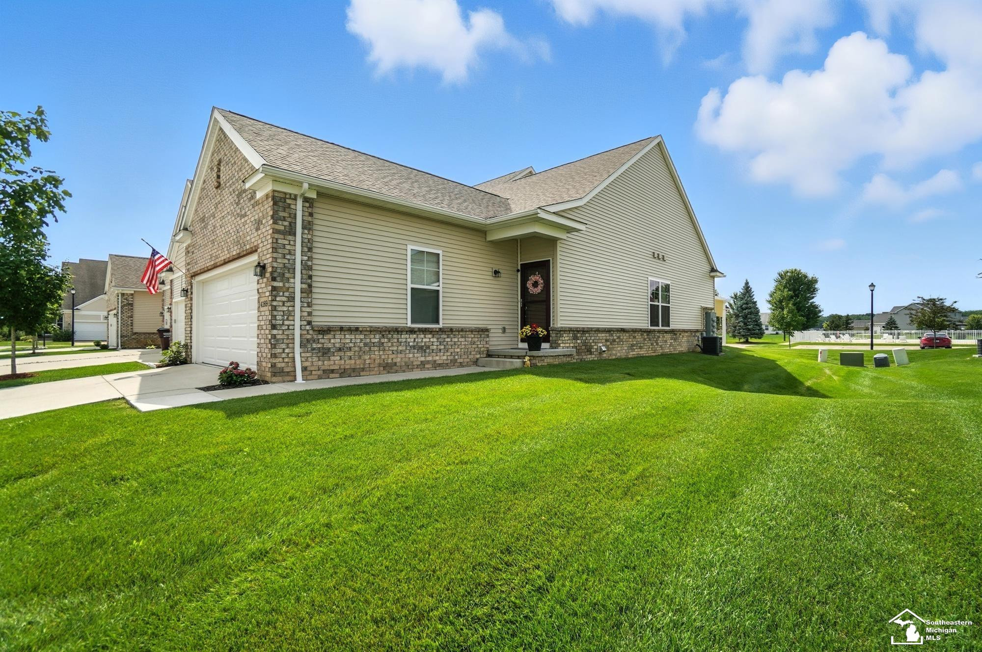 4169 Plum Village Ct Court, Monroe, MI 48161 — front exterior
