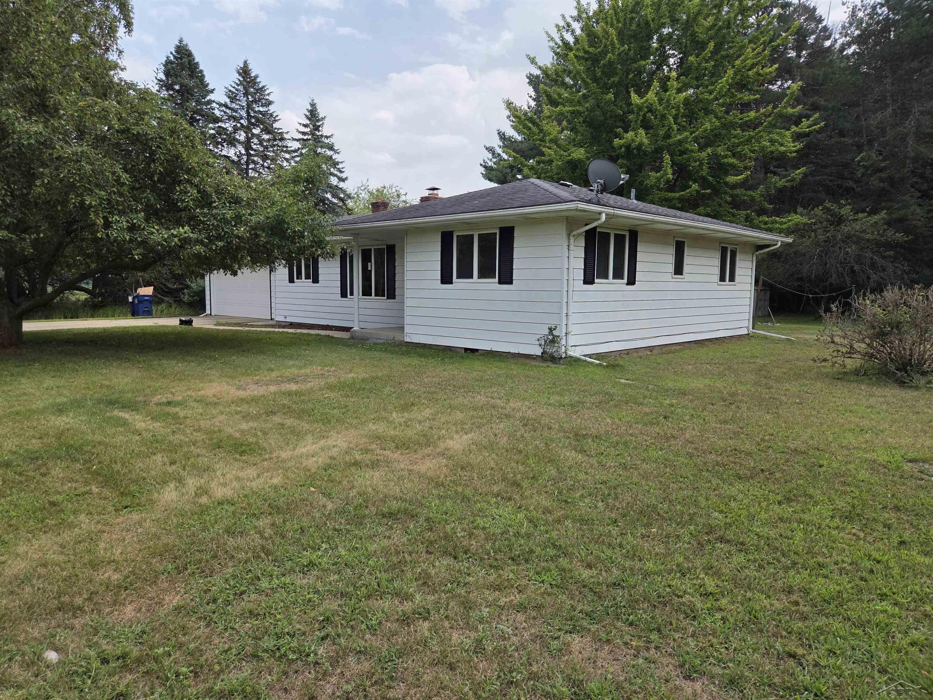 11180 E Jackson Road, Merrill, MI 48637 — Photo 15