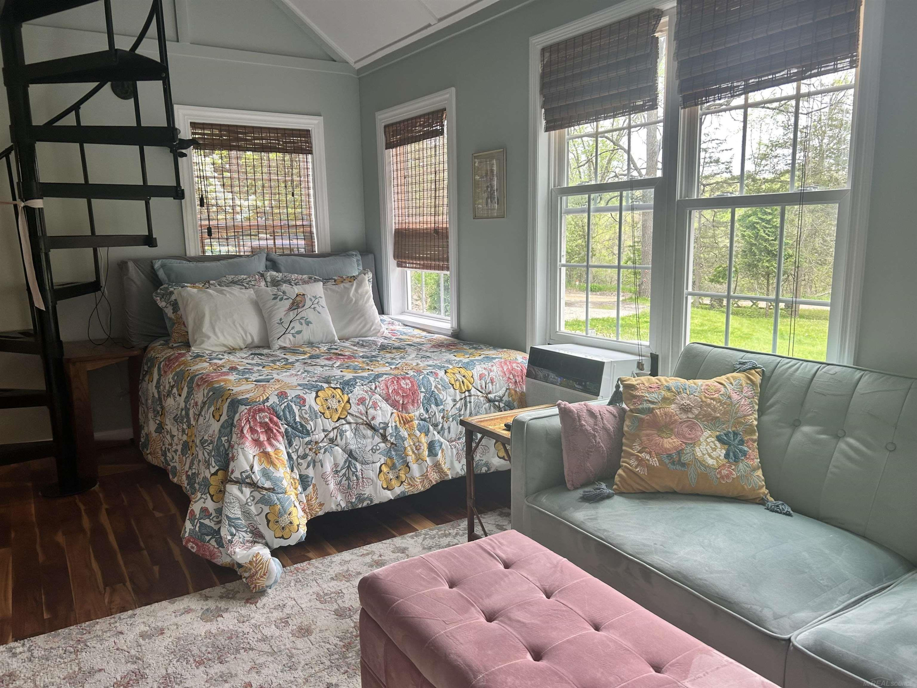 8322 Thurston Road, Pinckney, MI 48169 — Photo 7